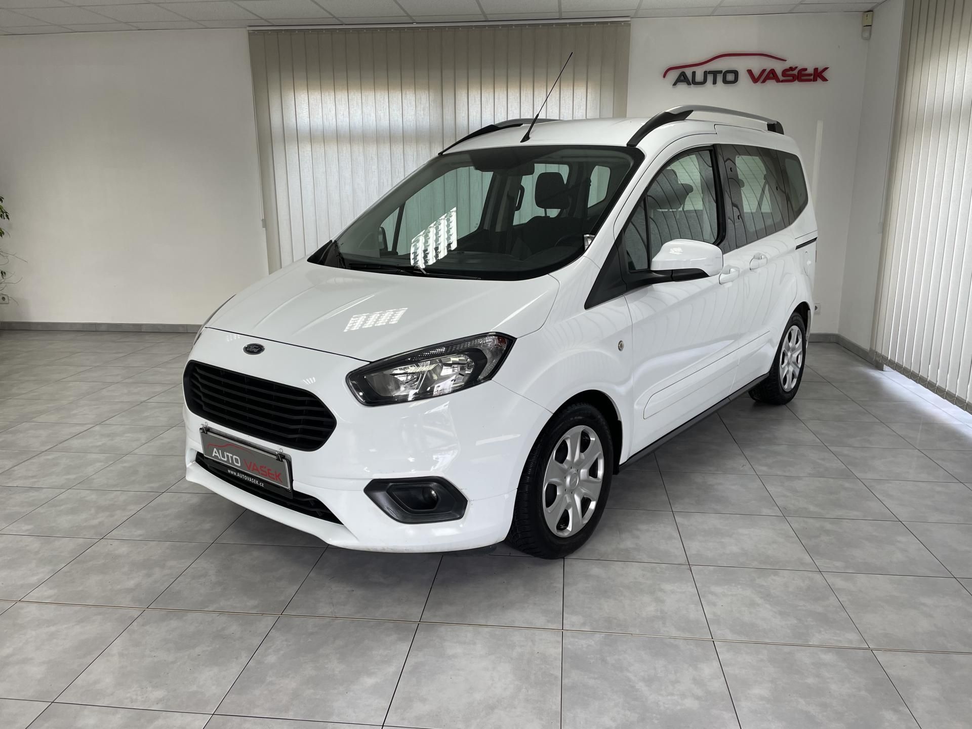 Ford Tourneo Courier, 1.5 TDCi  ČR  1.MAJ. SERVISKA - fotka 6