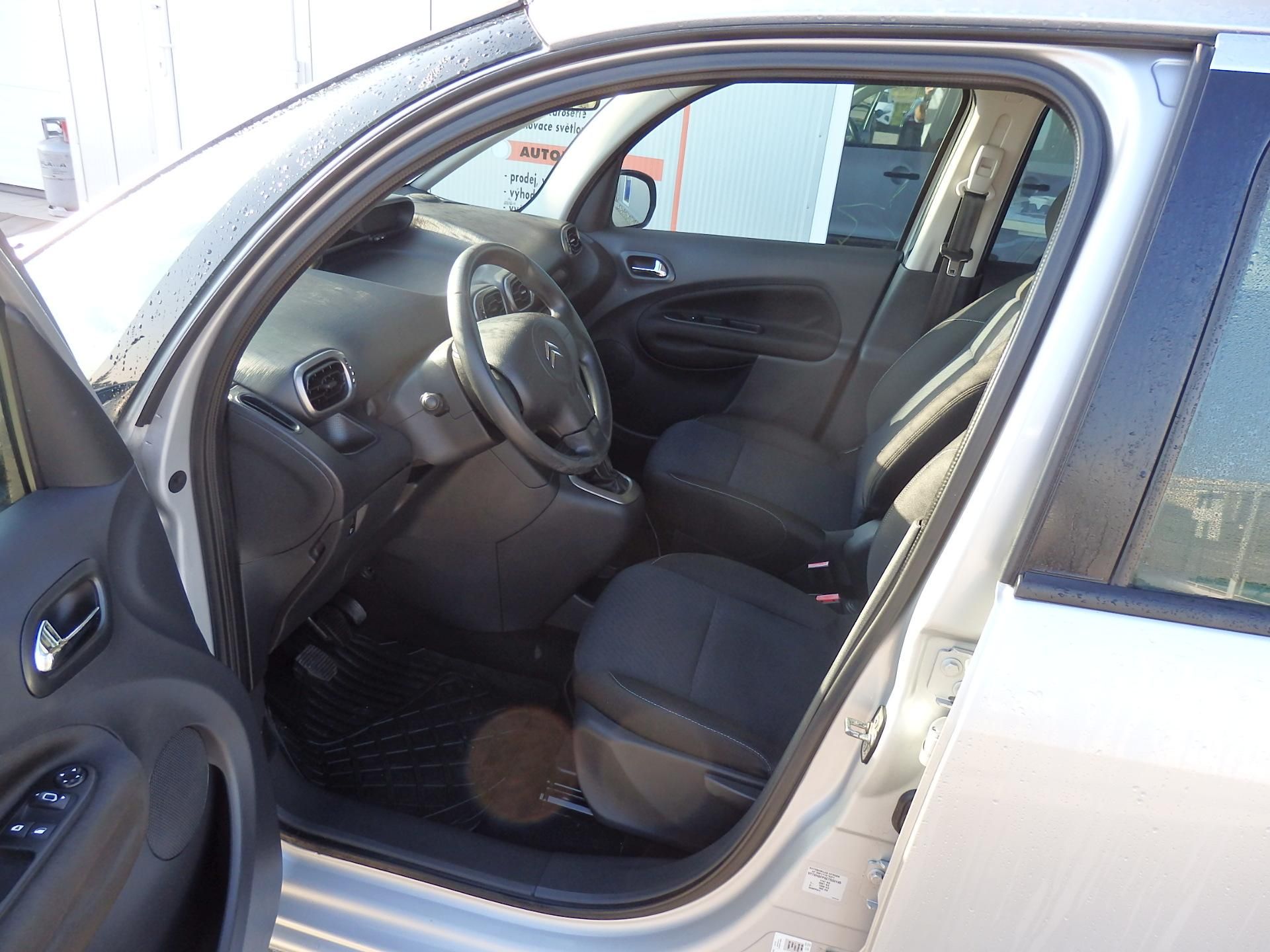 Citroën C3 Picasso, 1.4i KLIMATIZACE, ESP - fotka 6