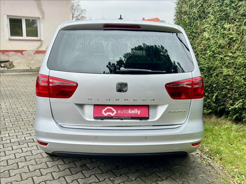 Seat Alhambra, 2,0 TDi / STYLE / DSG / 7-míst - fotka 4