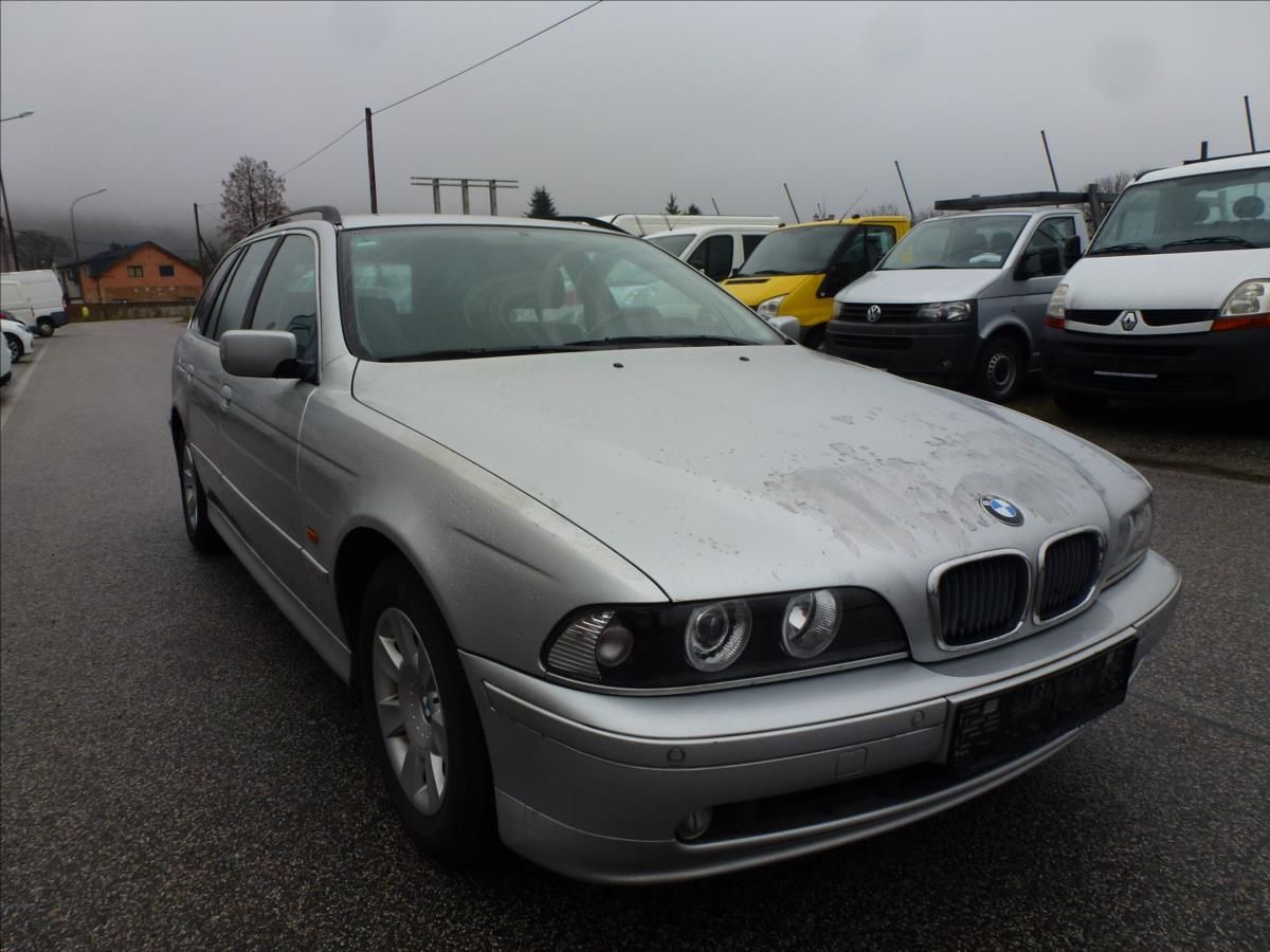BMW Řada 5, 2,2 i  E39  520i TOURING, - fotka 5