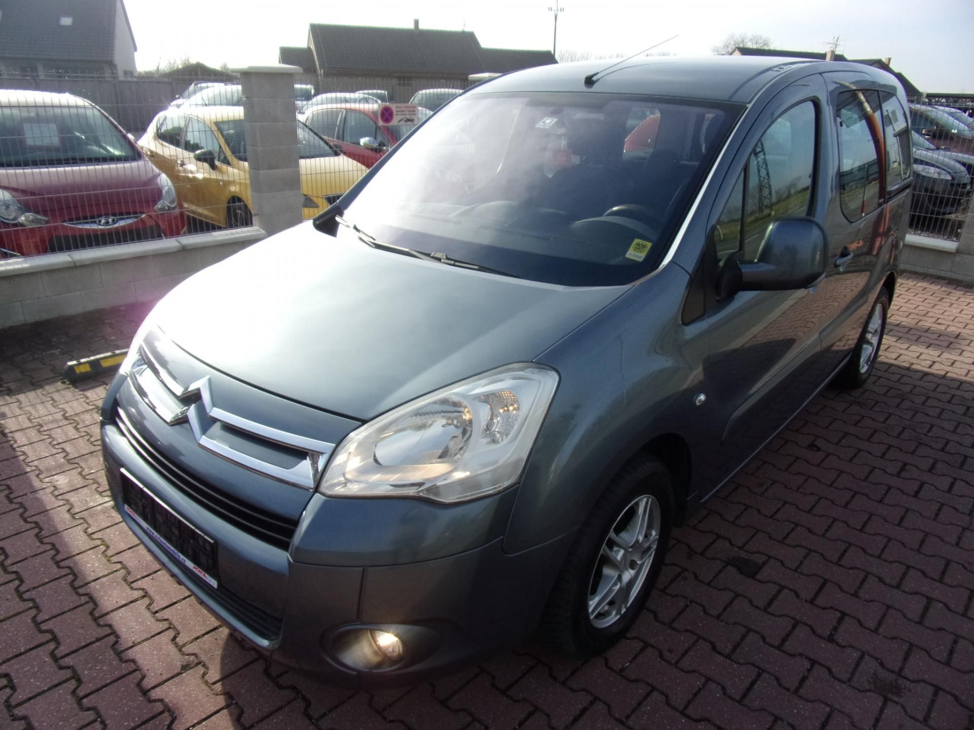 Citroën Berlingo, 1,6i KLIMA VÝHŘEV
