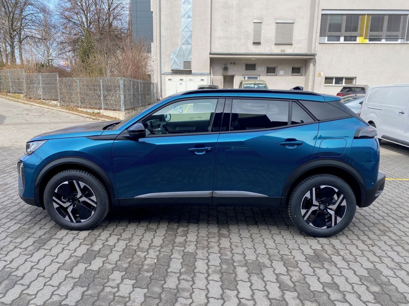 Peugeot 2008, ALLURE PureTech 100 MAN6 - 405 - fotka 5