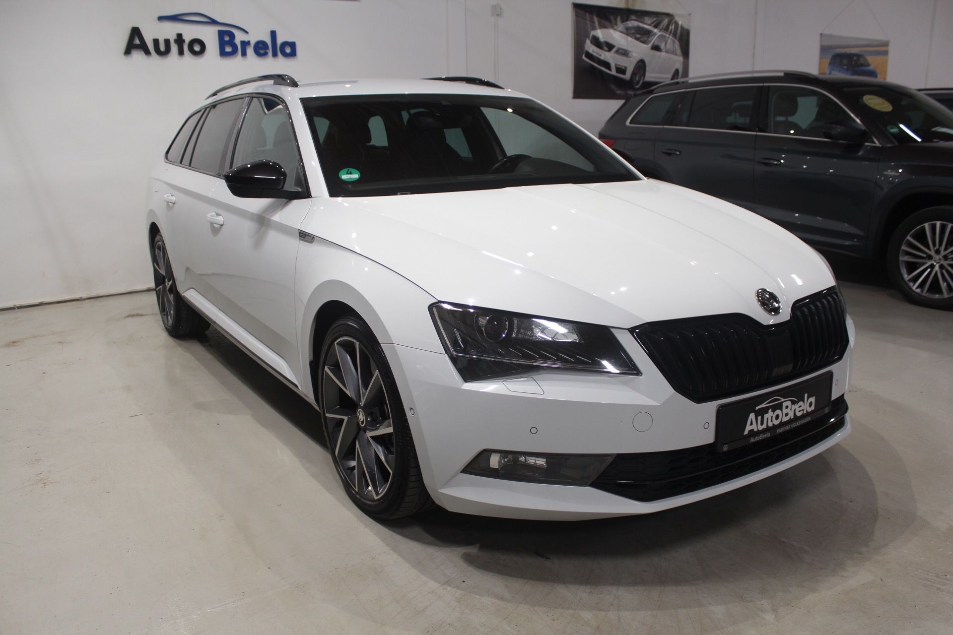 Škoda Superb, 2.0TDI DSG SportLine Tažné LED