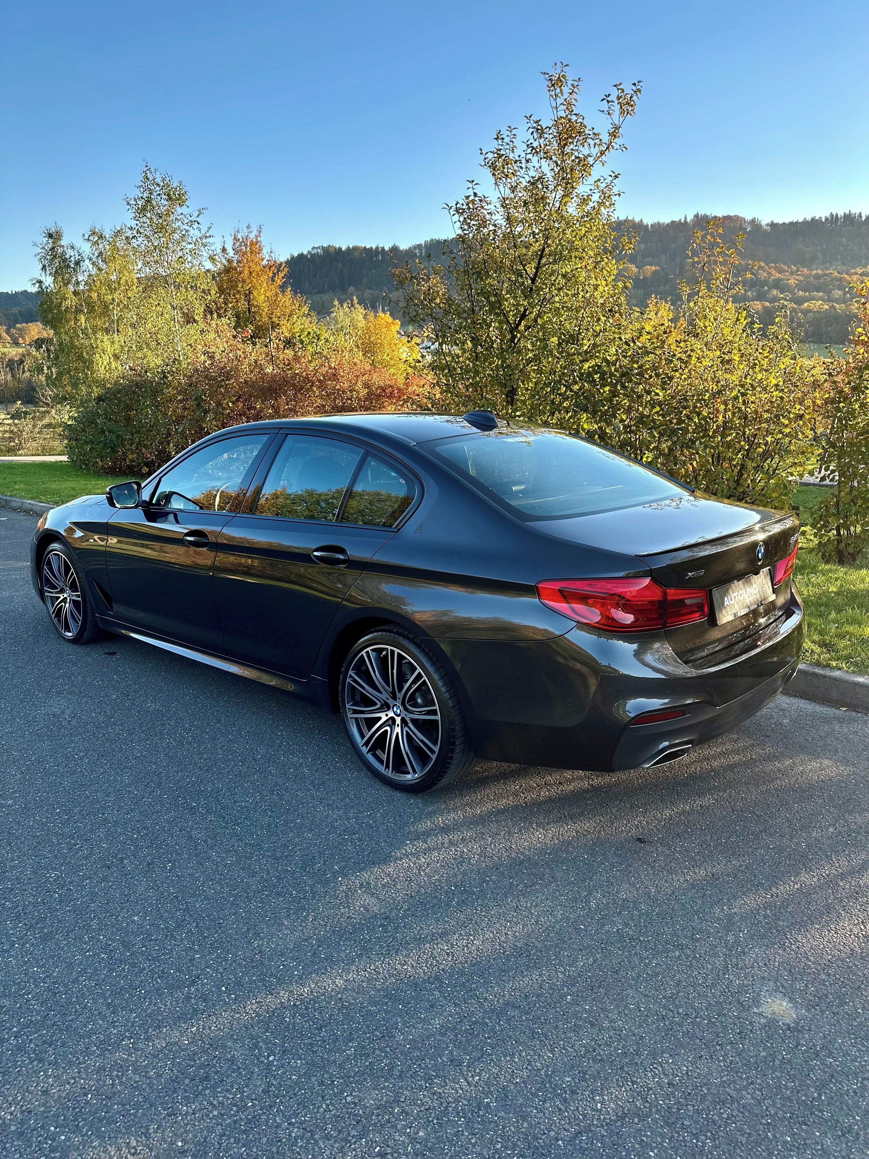 BMW Řada 5, 540 xd M Paket ČR - fotka 3