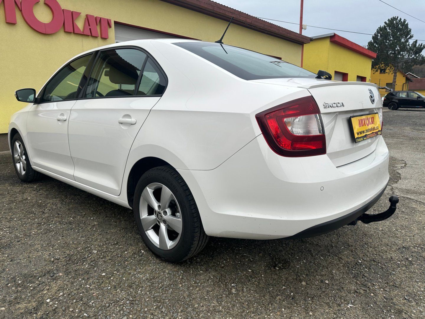 Škoda Rapid, 1.4 TSI DSG/1MAJ/CZ/DPH/Výhřev - fotka 5