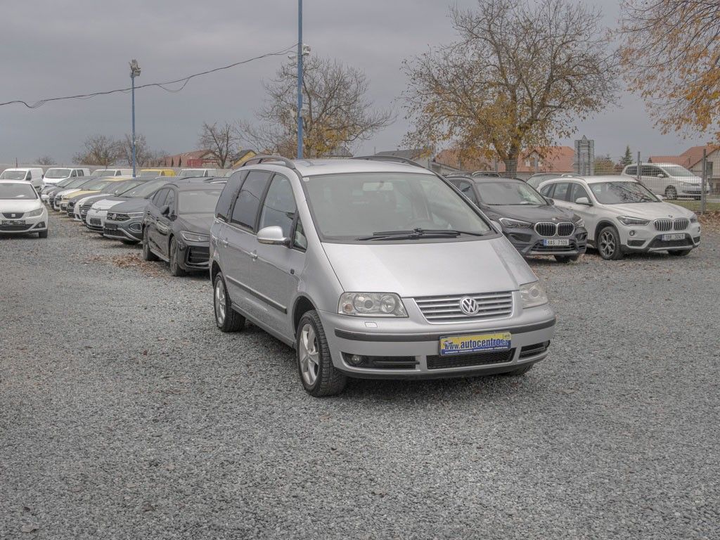 Volkswagen Sharan, 1.9TDI 85KW 7sed MAT – BUSINES - fotka 3