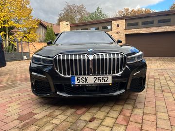 BMW 750LD X drive top stav
