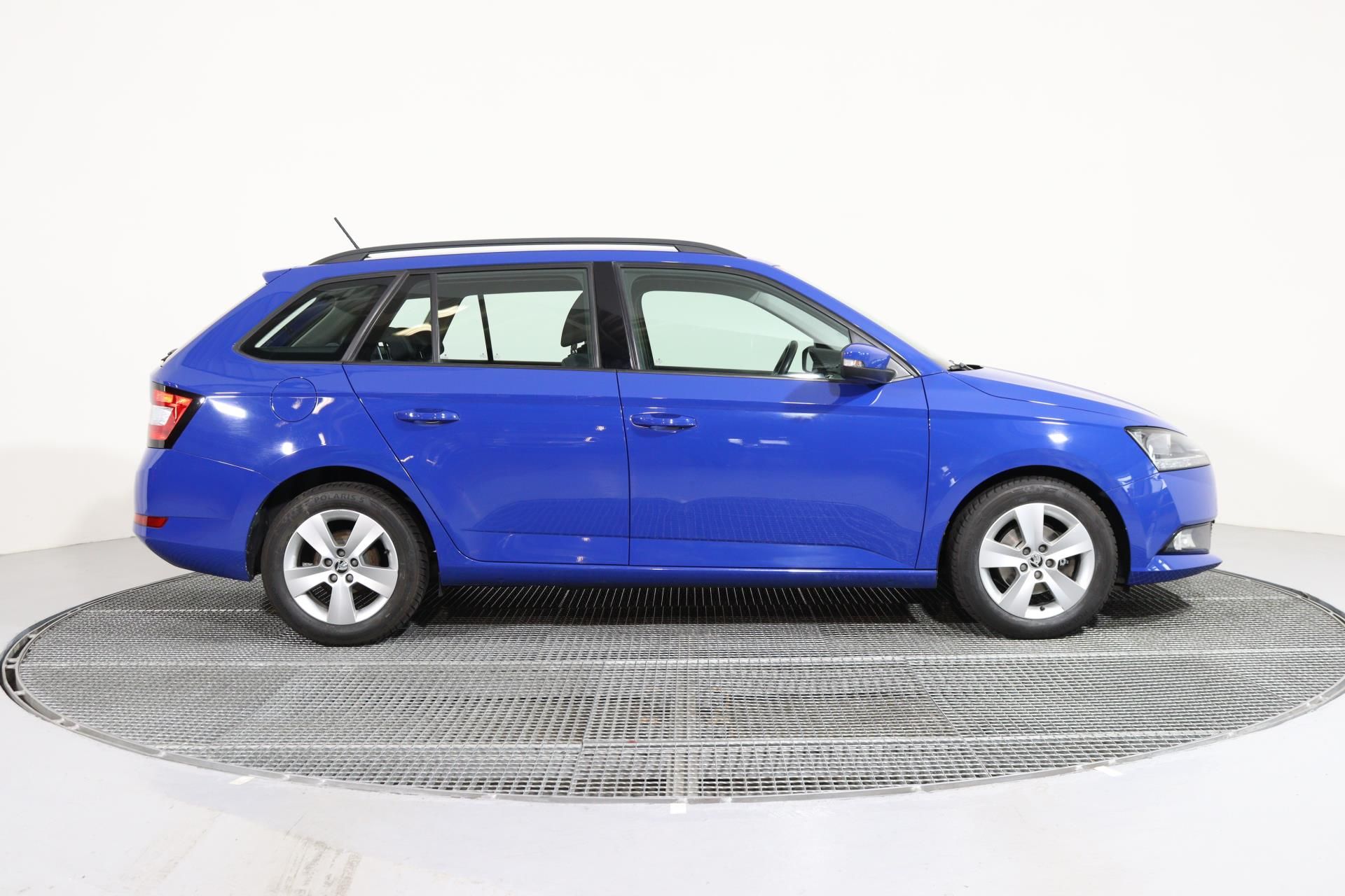 Škoda Fabia, COMBI AMBITION 1,0 TSI 70 kW - fotka 3