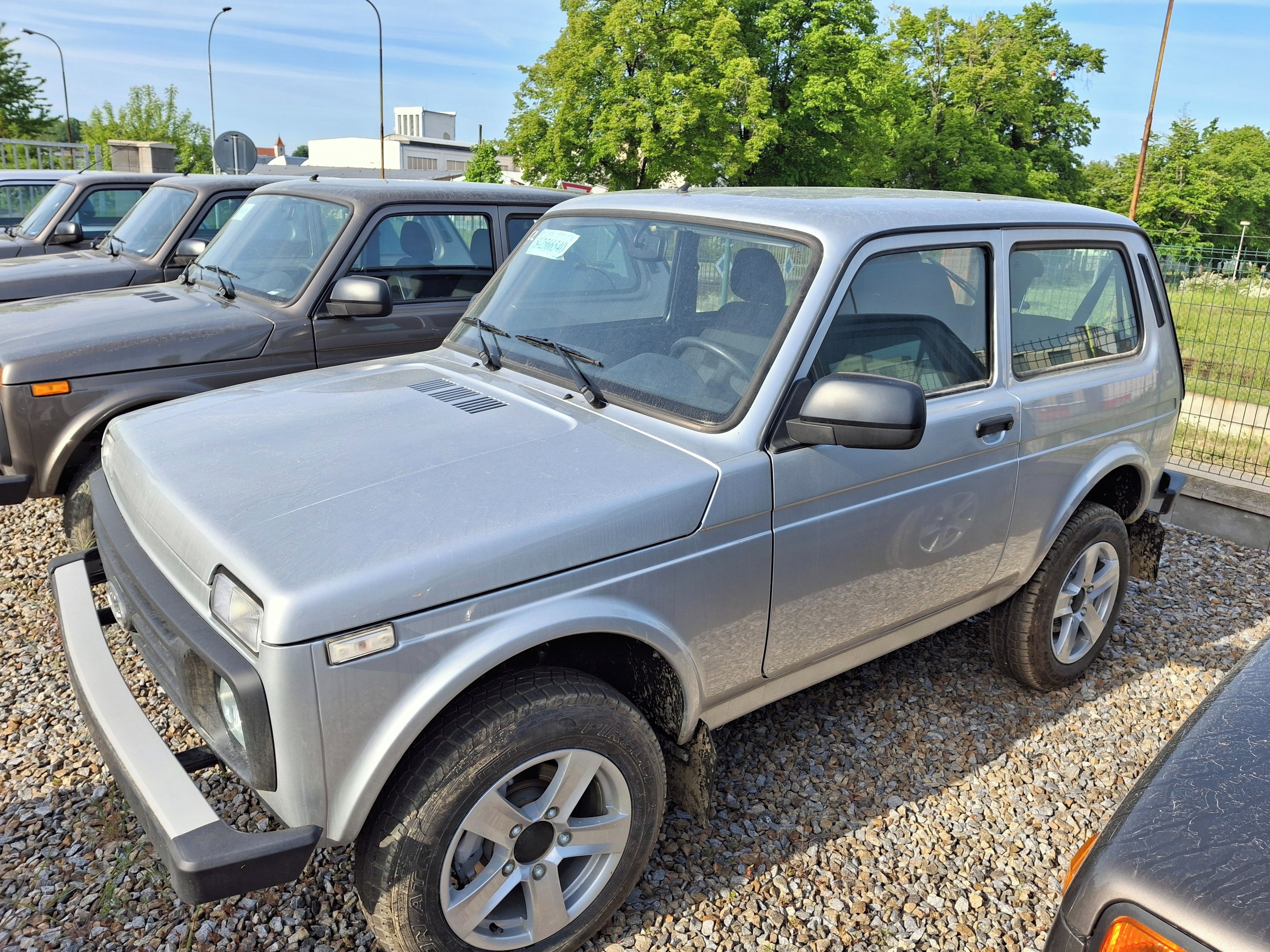 Lada Niva, Niva 4x4 Legend LUX - fotka 2