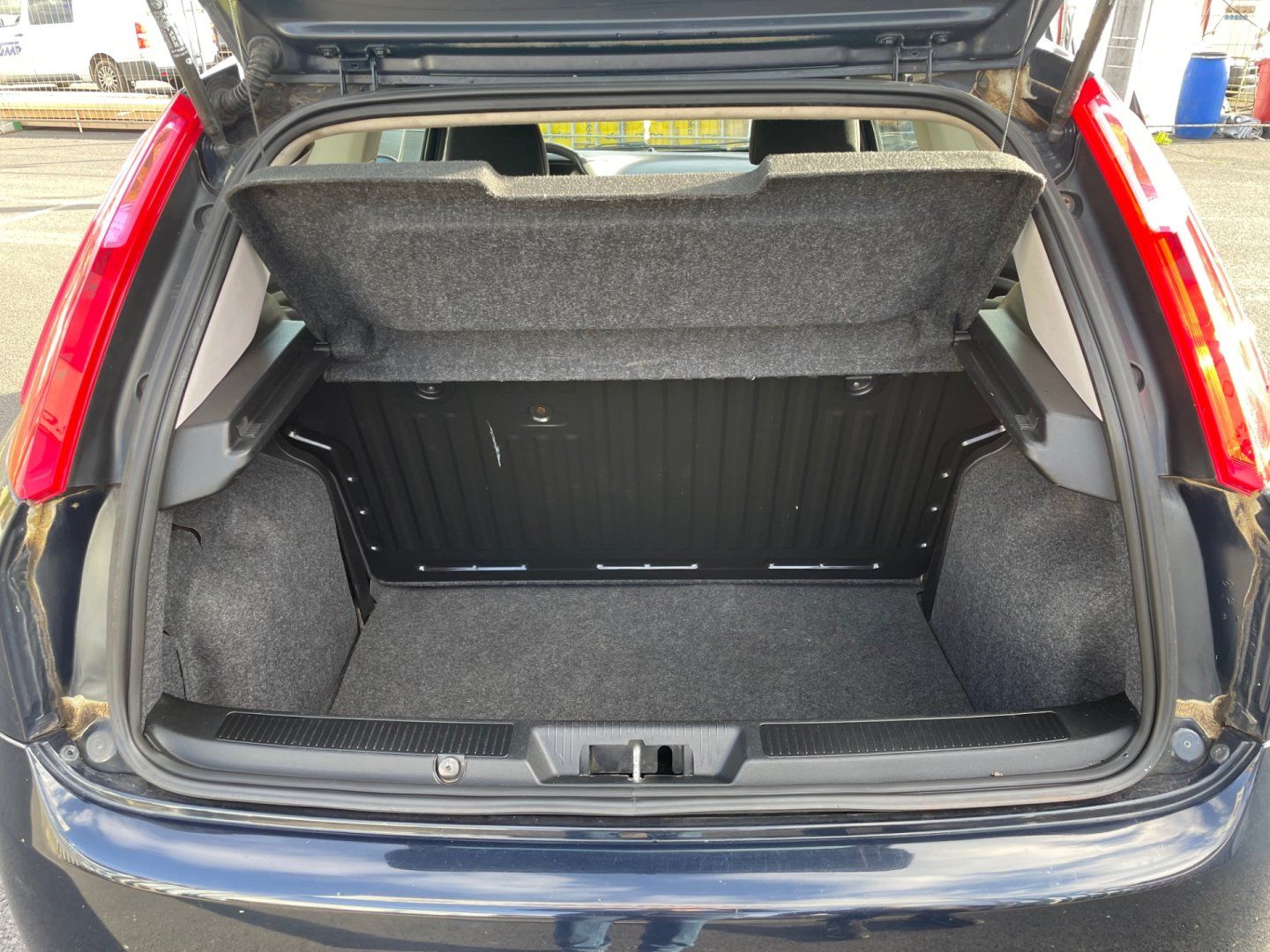 Fiat Grande Punto, 1,2 48kW, SERVISKA - fotka 5