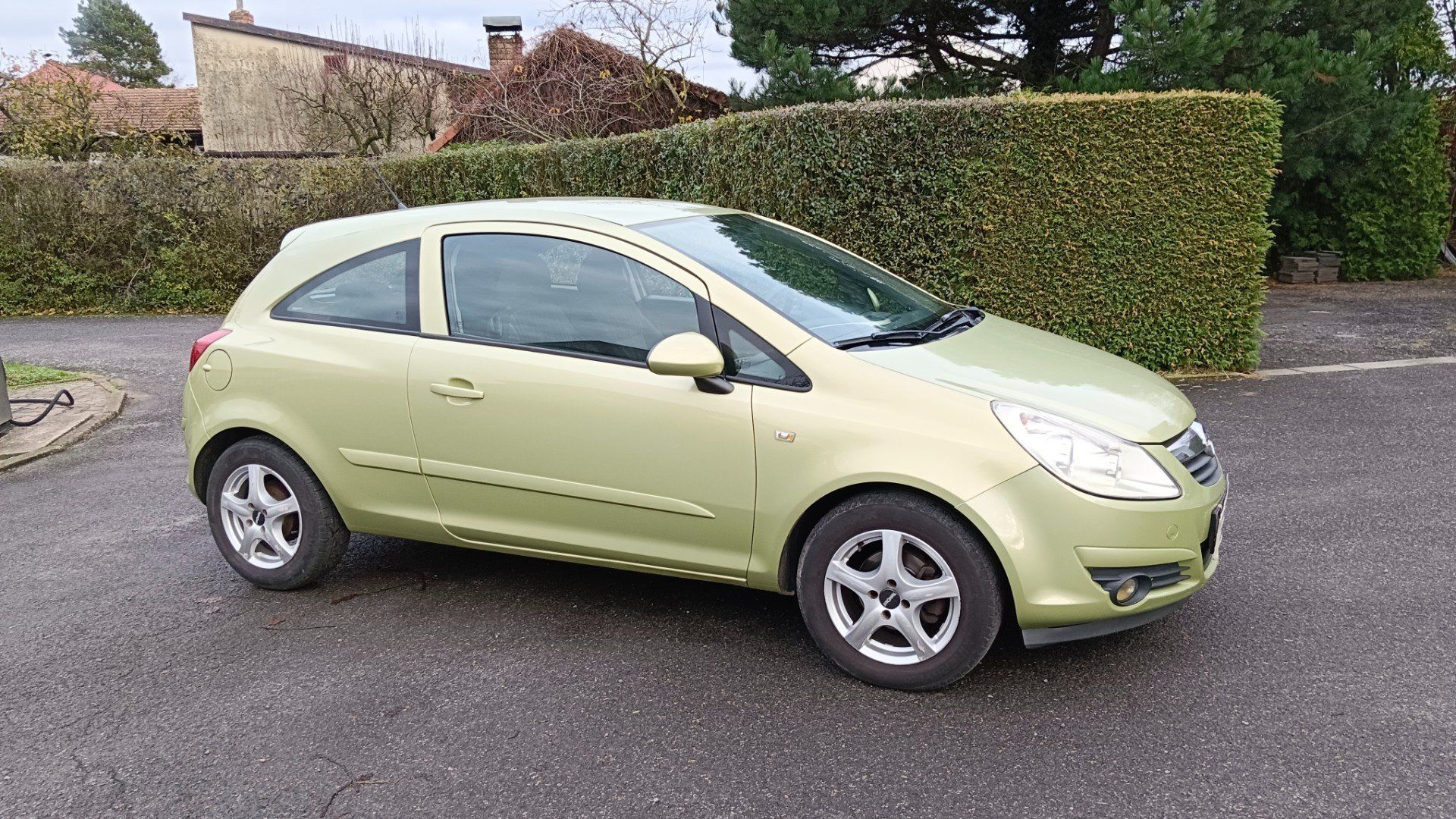 Opel Corsa, 1.2 16V 59KW - fotka 4