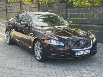 XJL LONG PORTFOLIO 3.0 PETROL