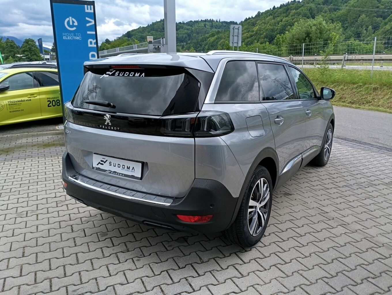 Peugeot 5008, ALLURE PACK PureTech 130 EAT8 - fotka 6