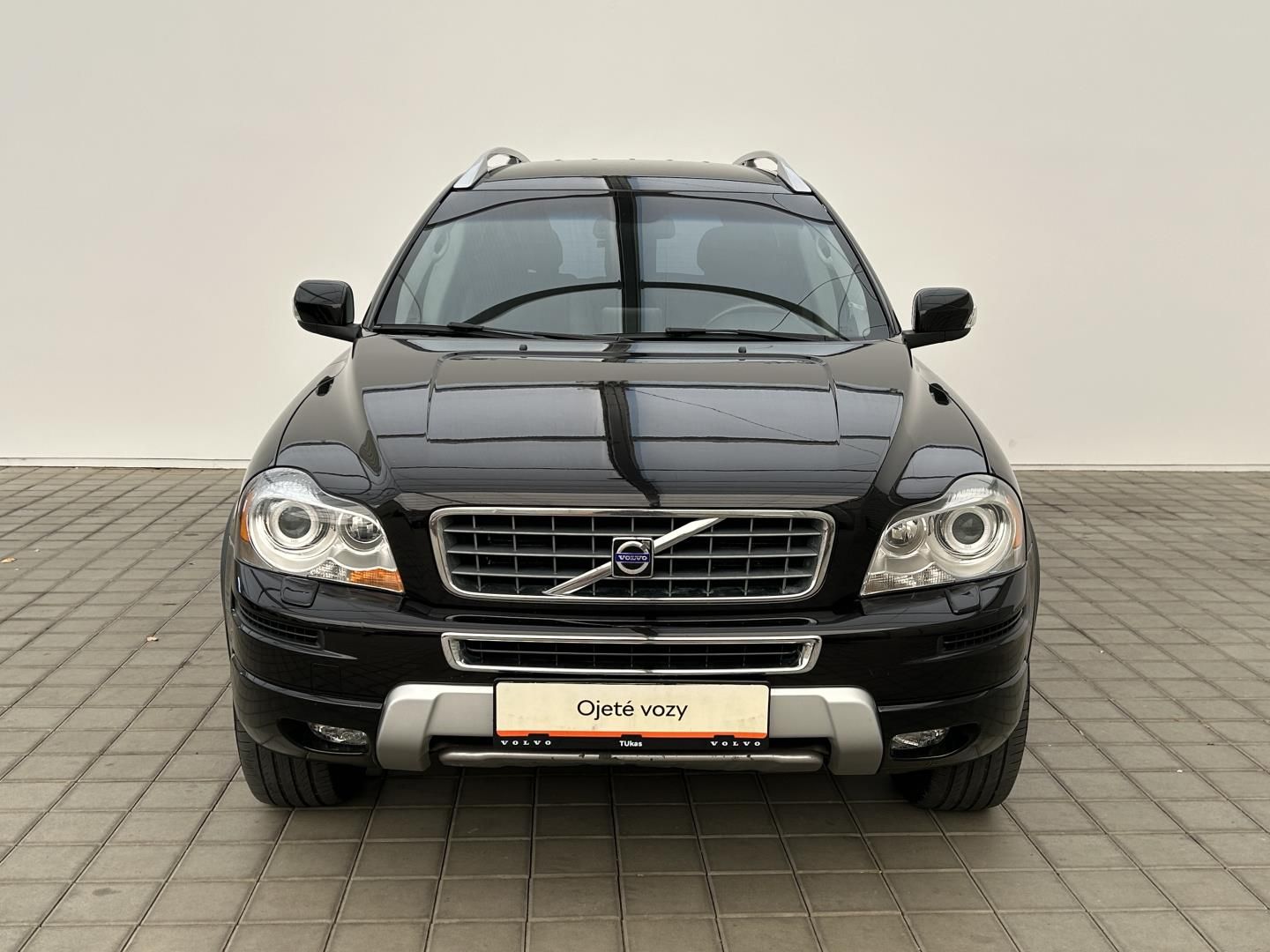 Volvo XC90, 2.4D5 136kW 4x4  Summmum - fotka 2