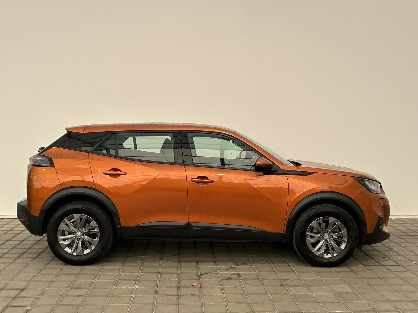 Peugeot 2008, 1.2PureTech 74kW Active - fotka 4