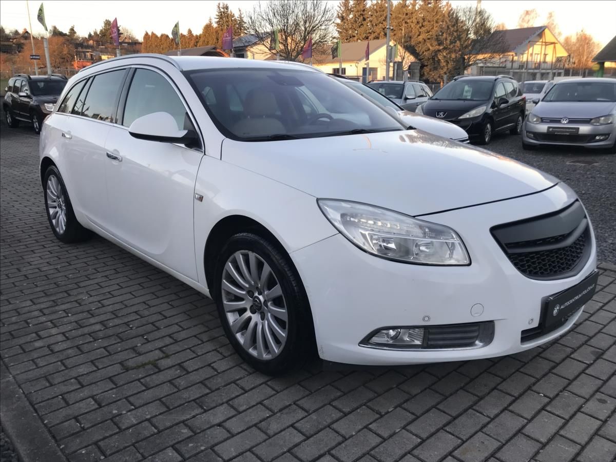 Opel Insignia, 2,0 - fotka 3