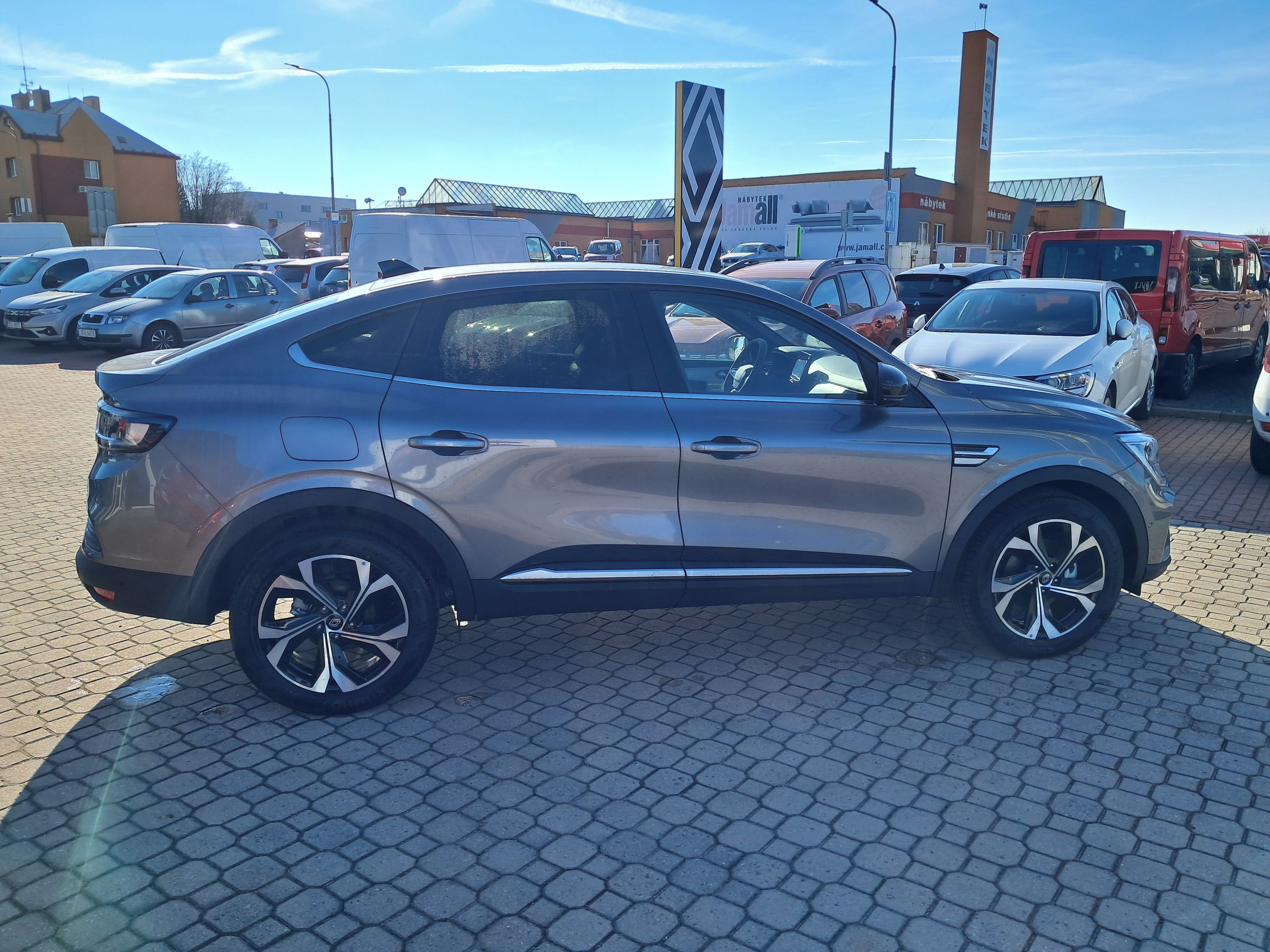 Renault Arkana, techno E-Tech full hybrid 145 - fotka 6