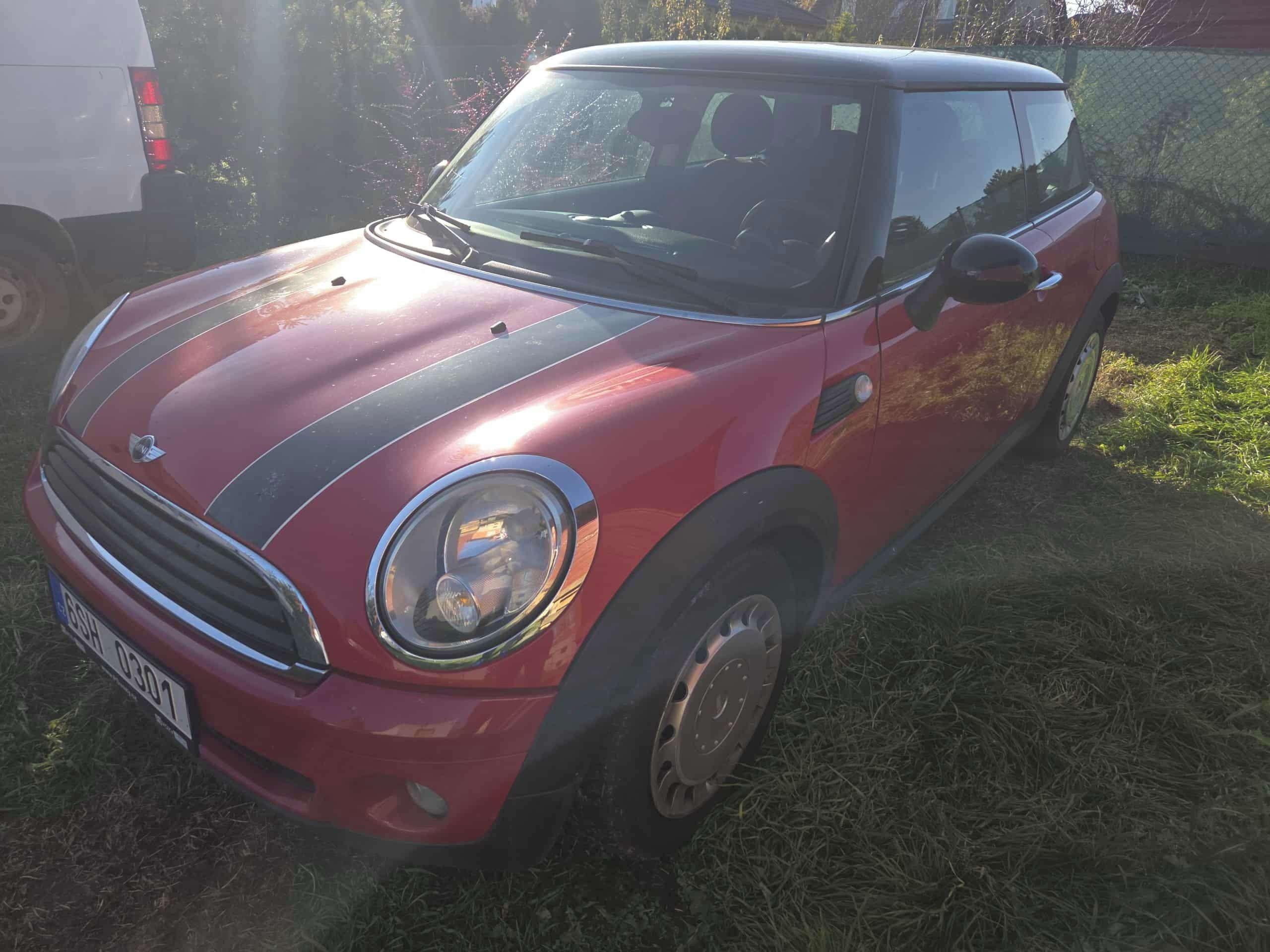 Mini One - fotka 2