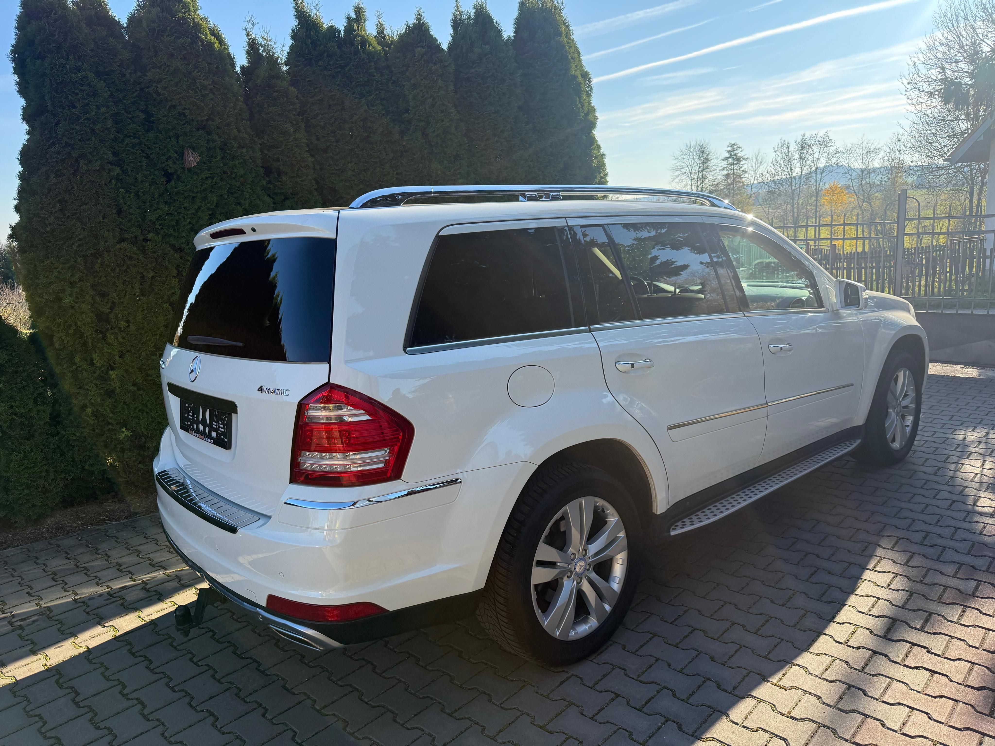 Mercedes-Benz GL, 450i /250kw  4x4 7 Míst Tažné - fotka 5