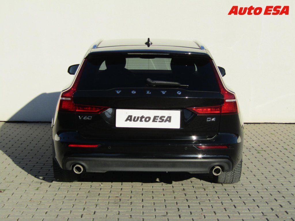 Volvo V60, 2.0 D4,AT,kůže,LED,navi - fotka 5