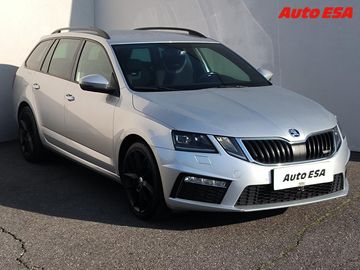 2.0TSi,RS,LED,navi,kamera
