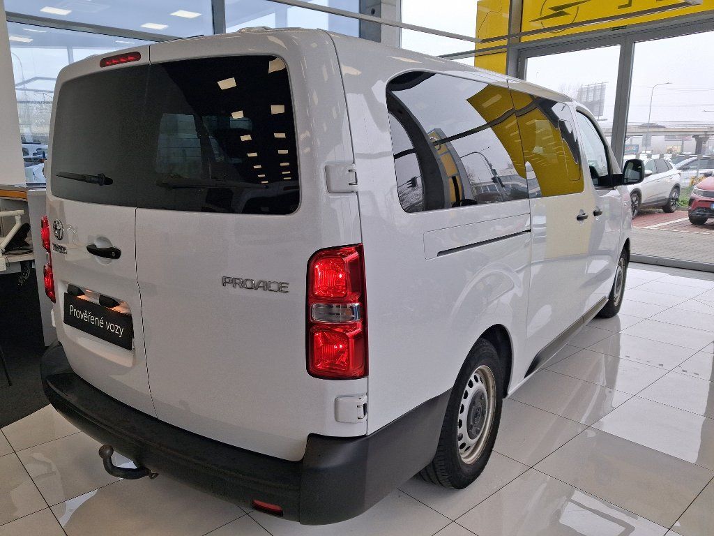 Toyota Proace Verso, 2.0D-4D 106kW 2023 - fotka 6