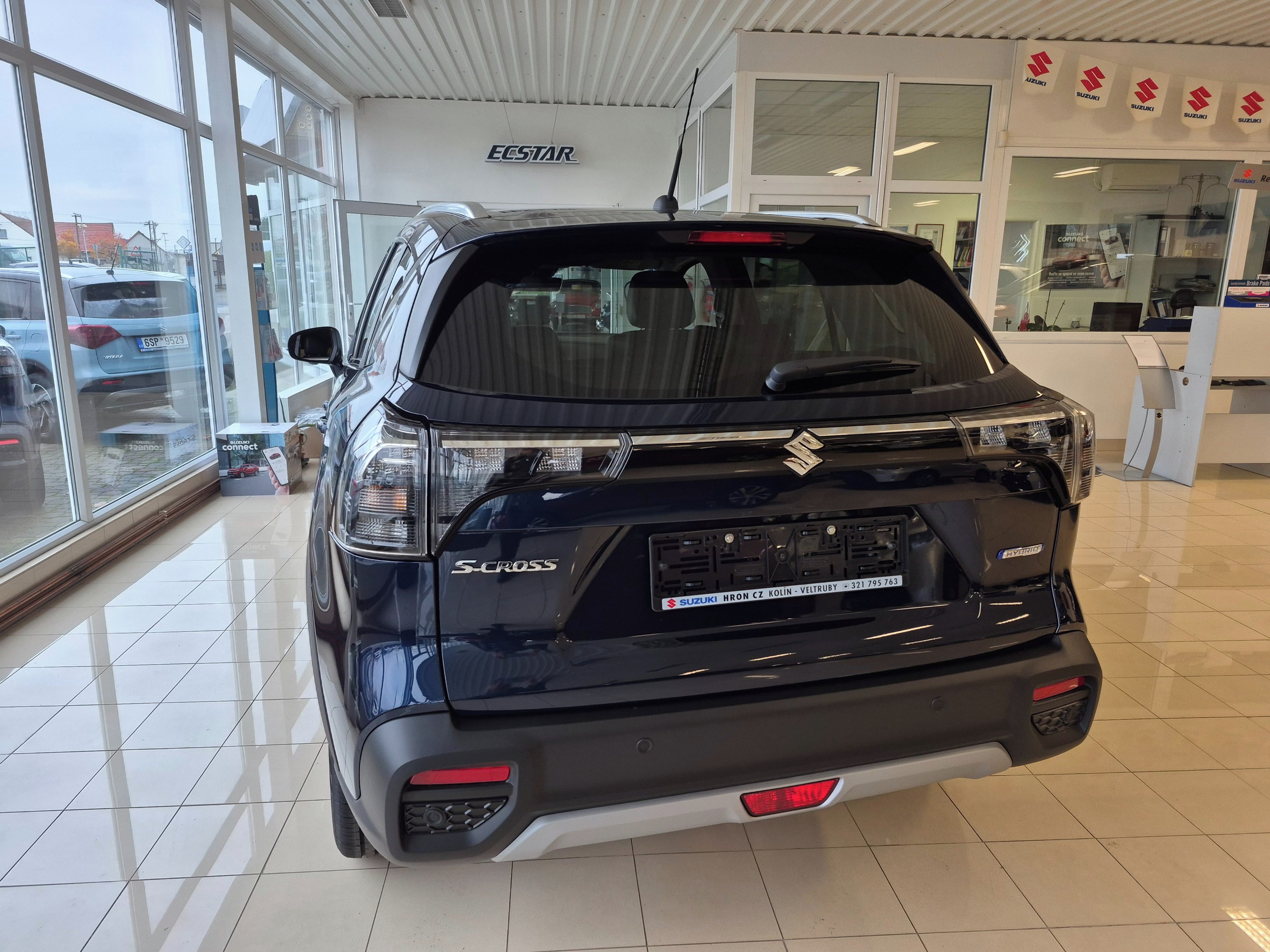 Suzuki S-Cross, 1,4 Premium 4x4 - fotka 3