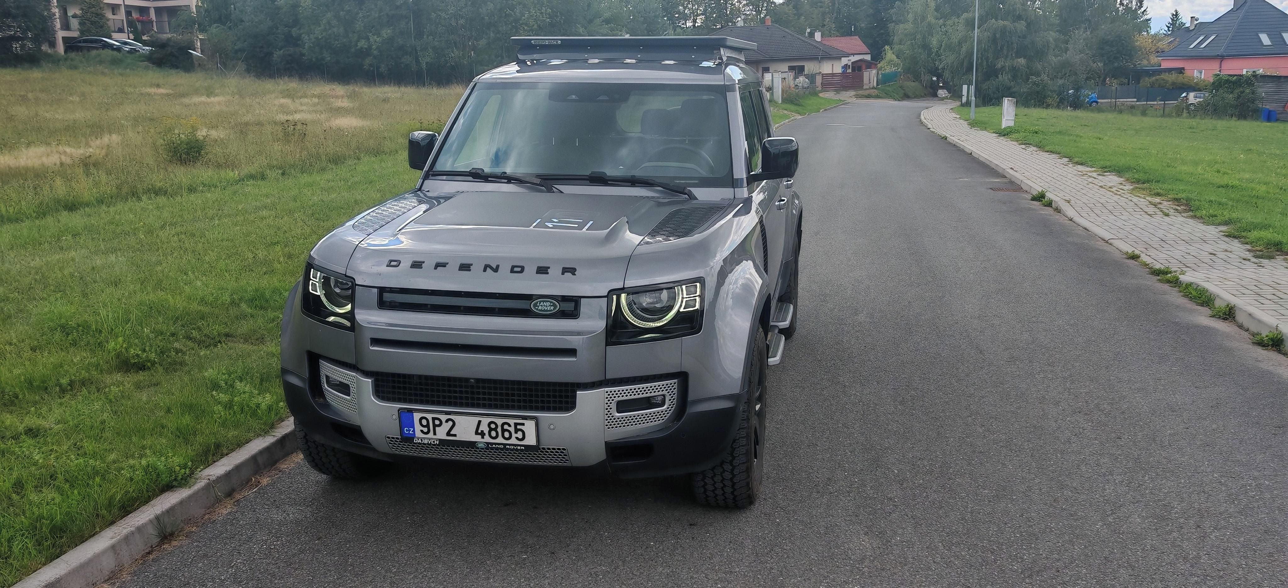 Land Rover Defender, Land Rover Defender 3,0 D250