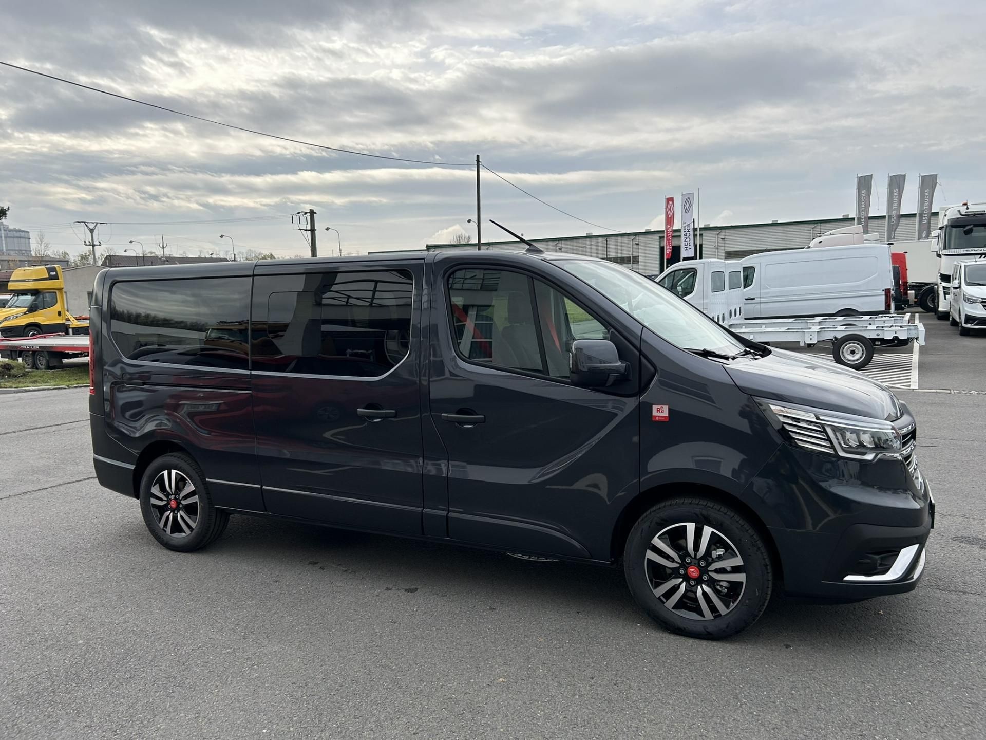Renault Trafic, COMBI L2H1 170k AT9 RED 8 MÍST - fotka 6