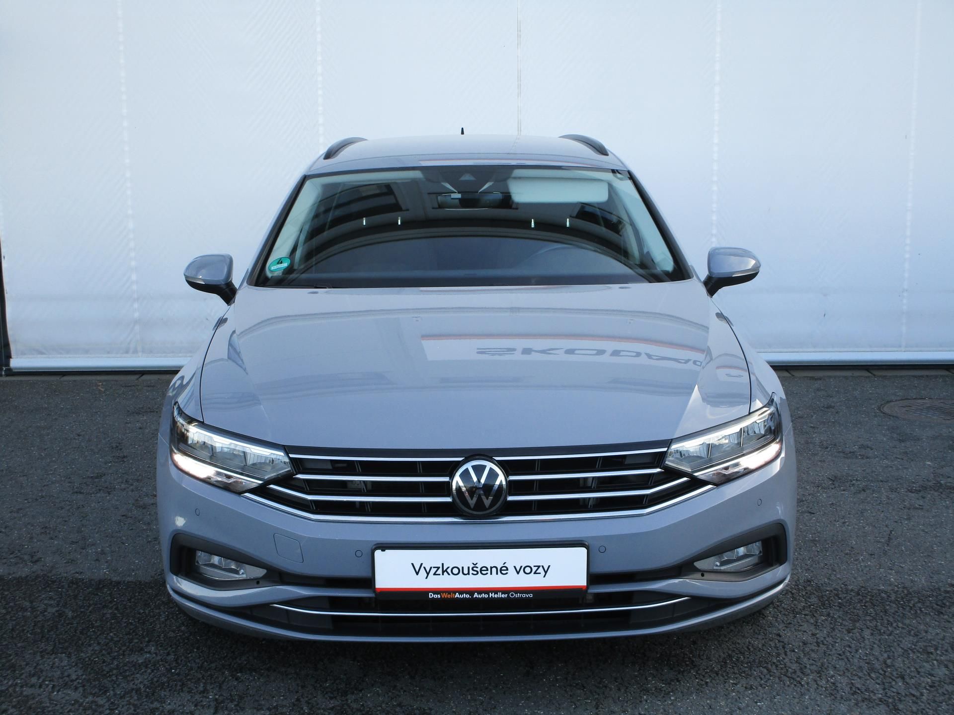 Volkswagen Passat, 2.0 TDi  DSG Business Premium - fotka 3