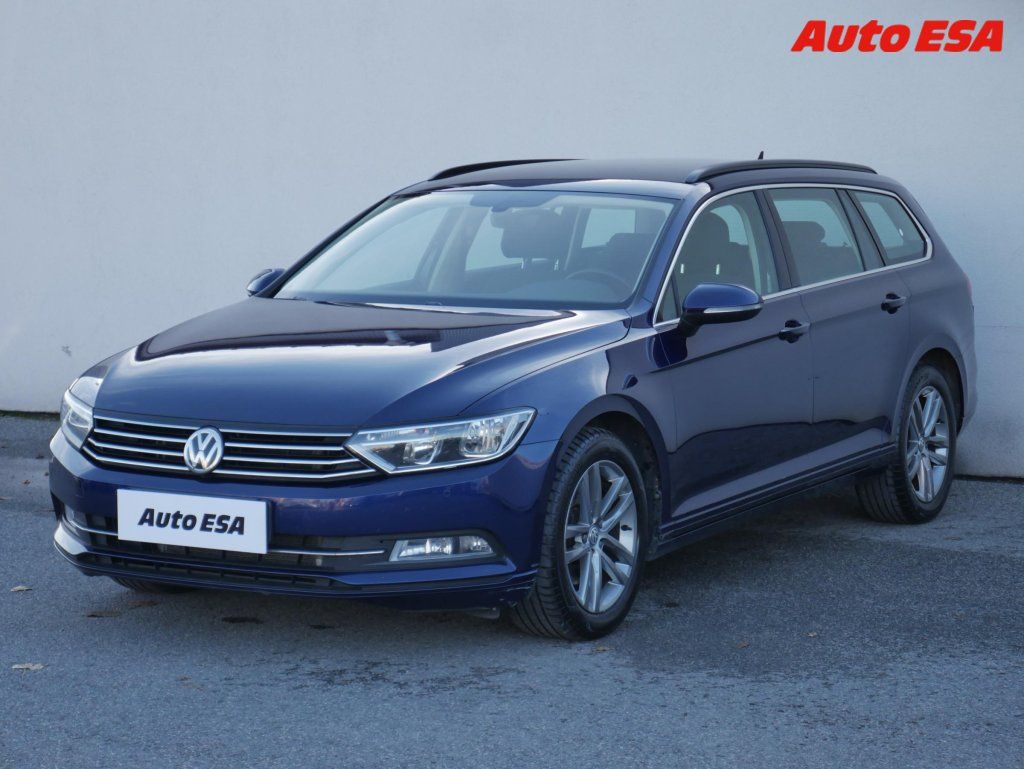 Volkswagen Passat, 2.0TDi,DSG,navi - fotka 3