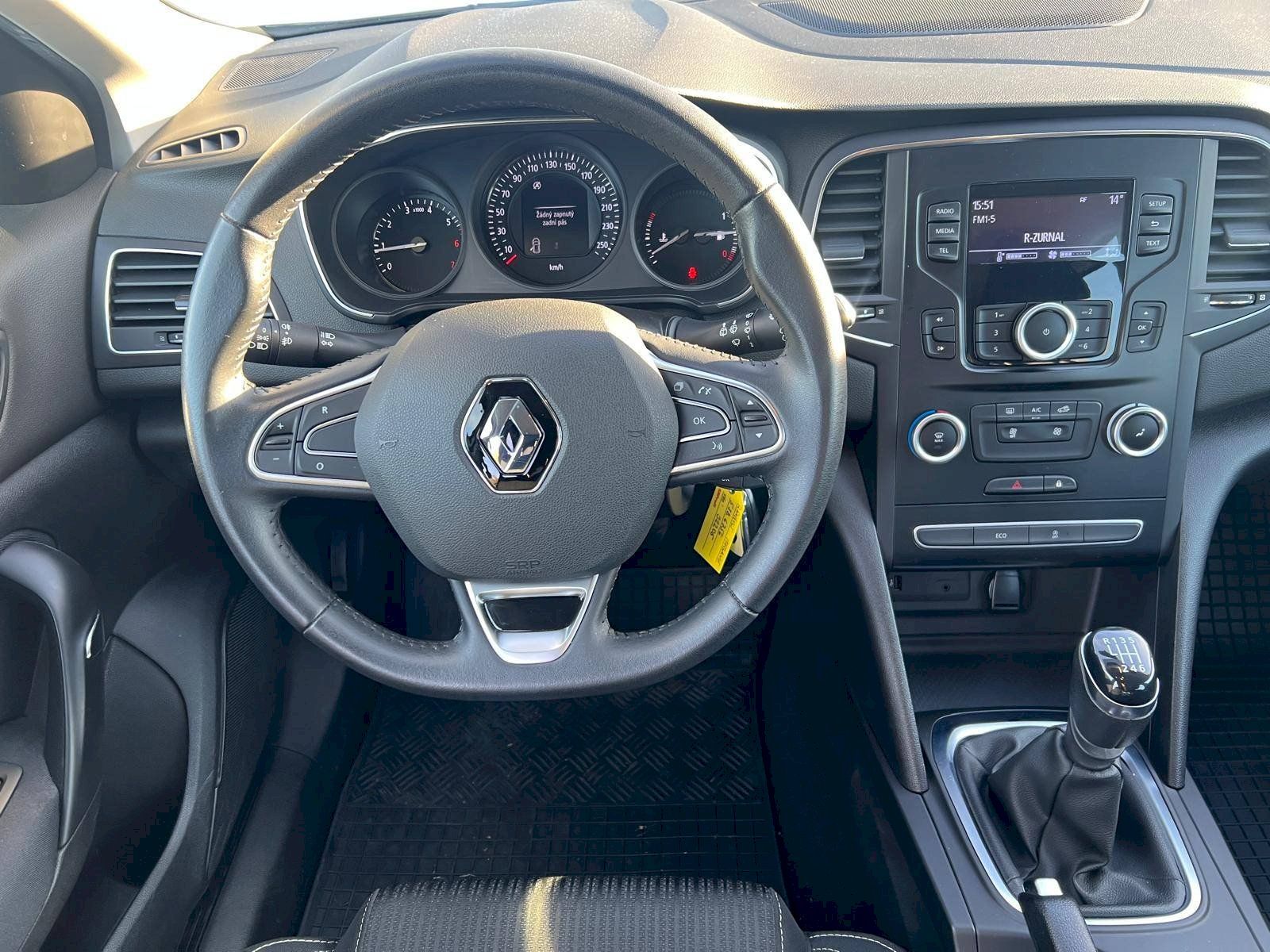 Renault Mégane, 1.3i 75Kw - fotka 5