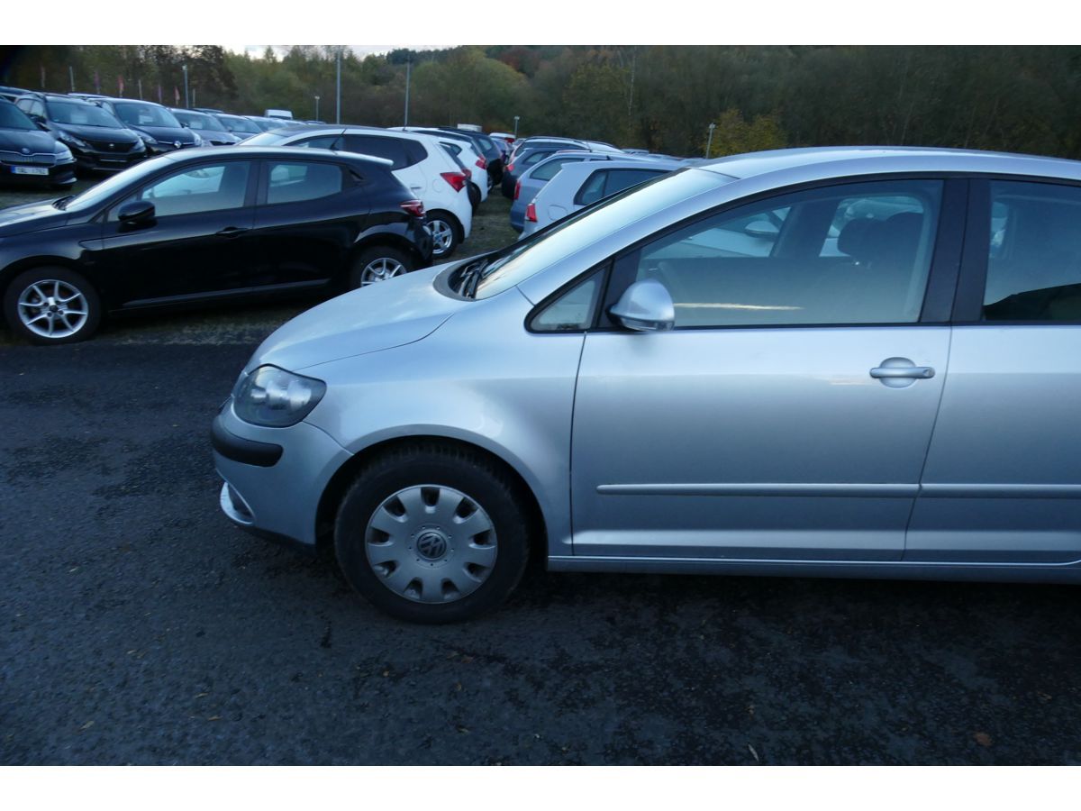 Volkswagen Golf Plus, 1,6 75KW KLIMA - fotka 4