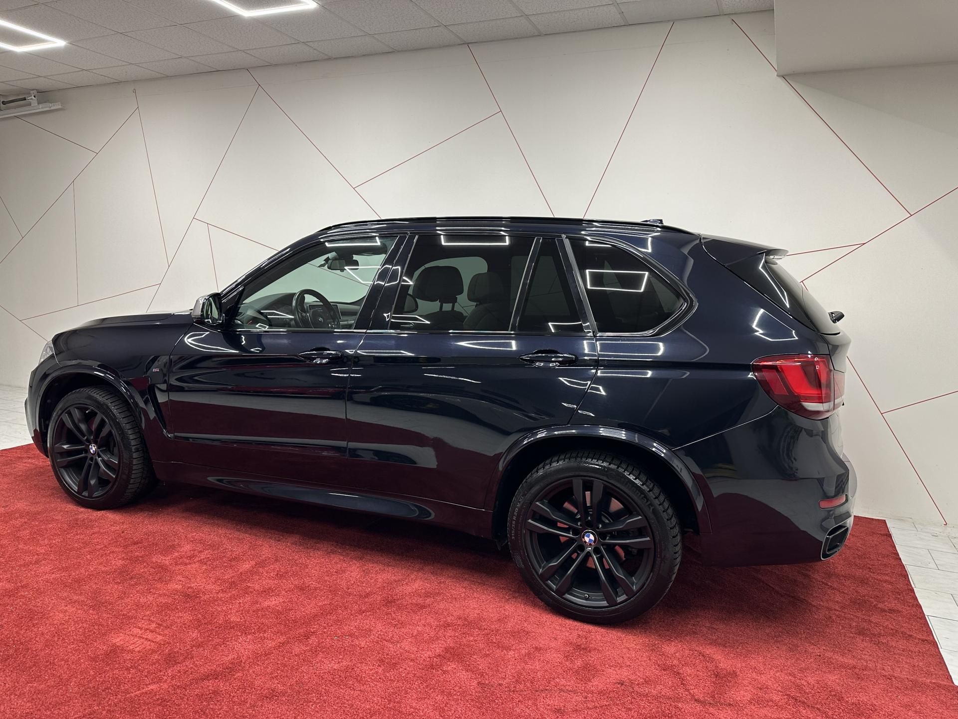 BMW X5, M50d Xdrive*Nez, topení*7 míst - fotka 3