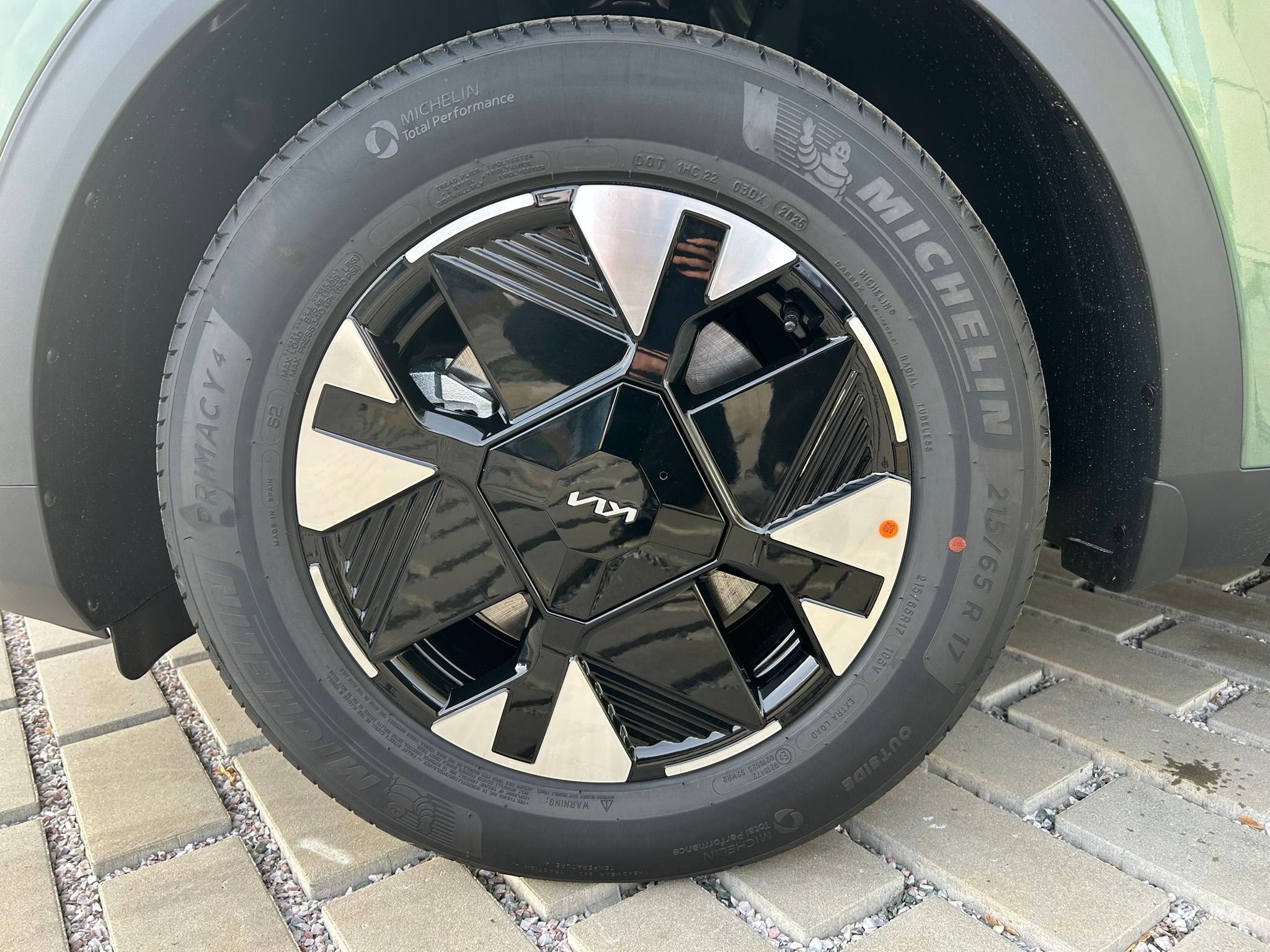 Kia Sportage, 1,6 T-GDi 4x2 7DCT EXCLUSIVE + - fotka 4