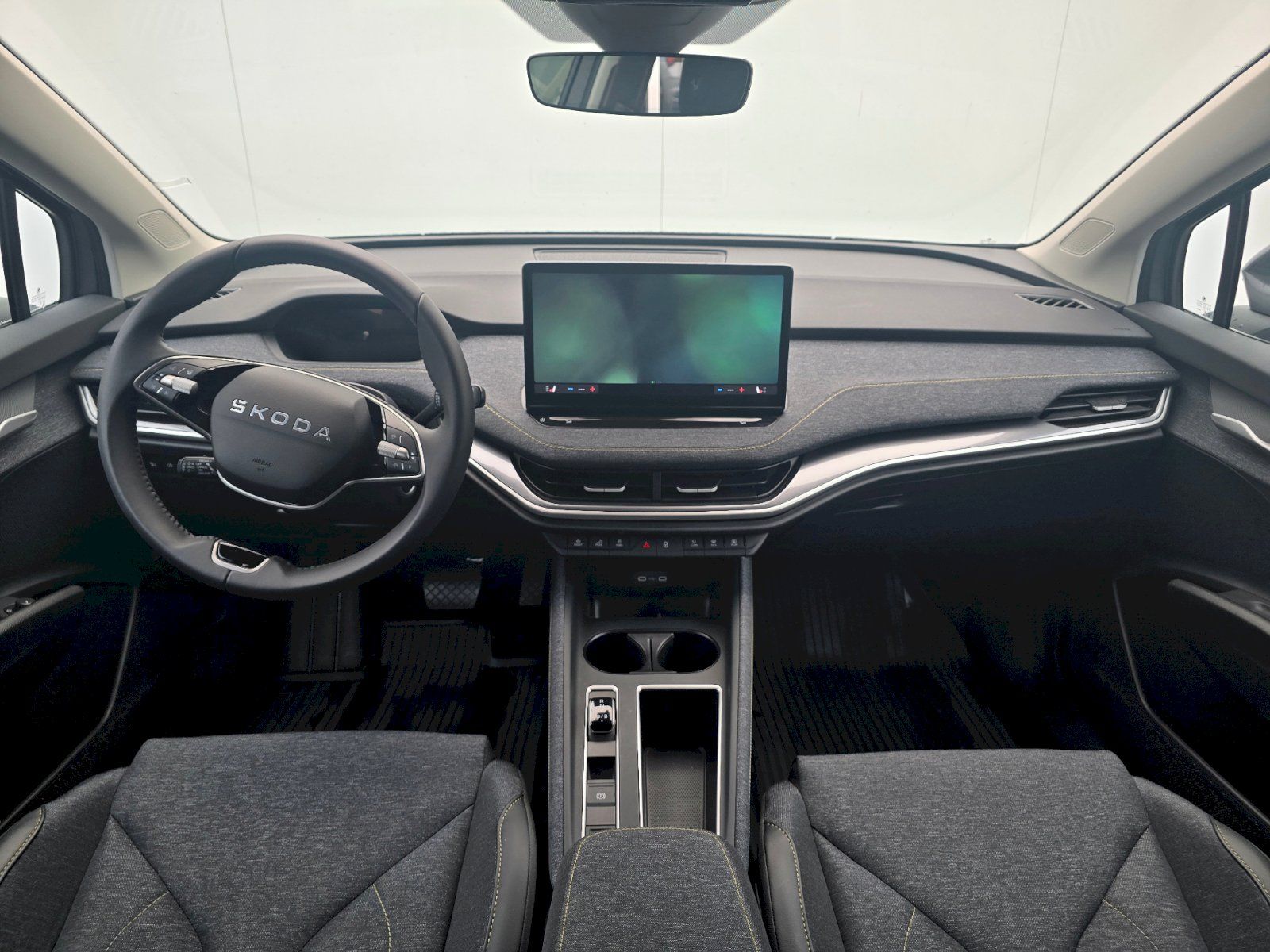 Škoda Elroq, 55 KWH 125 KW - fotka 5