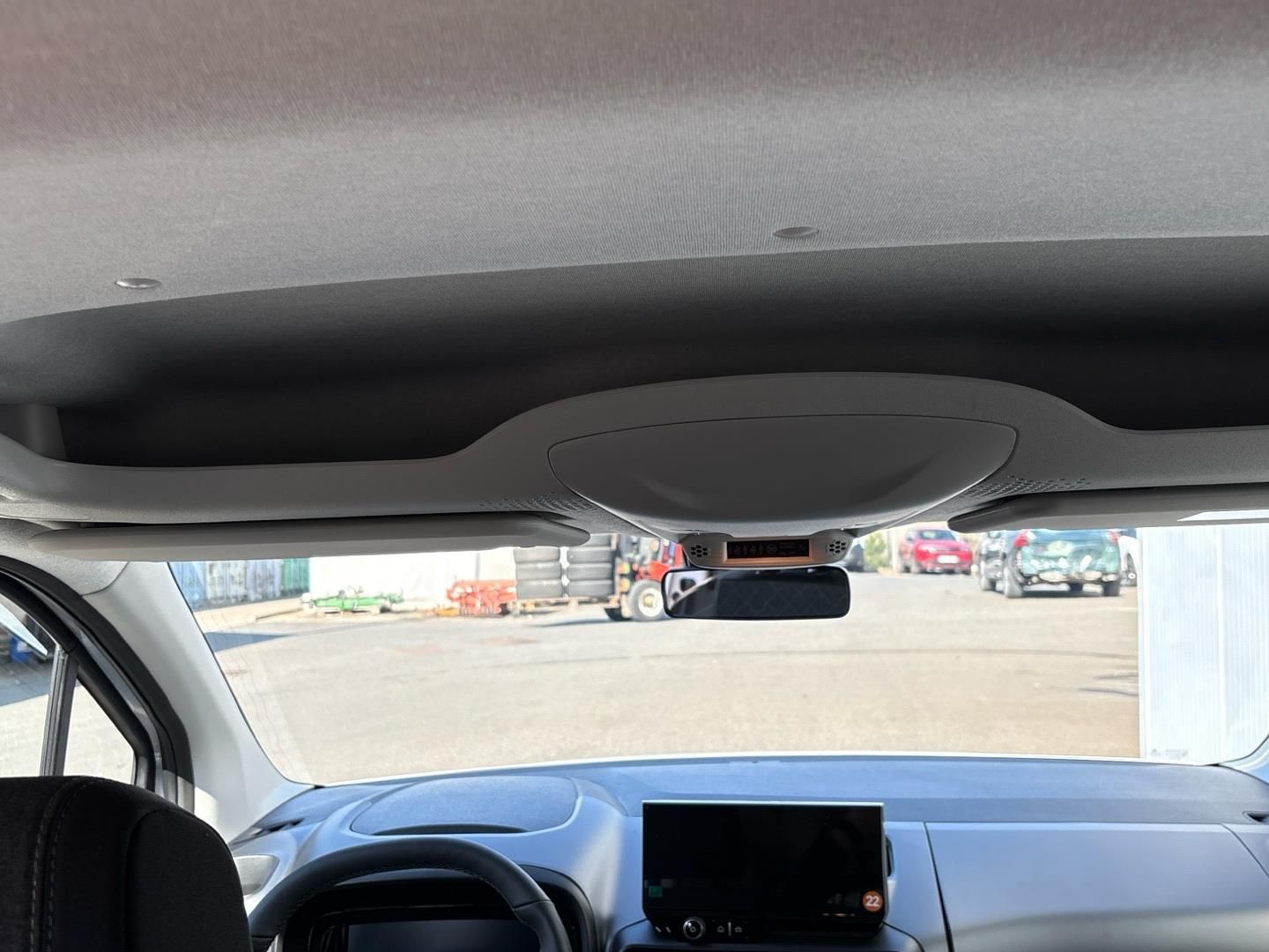 Opel Combo, 1.5 CDTi 130k Elegance Plus XL - fotka 5