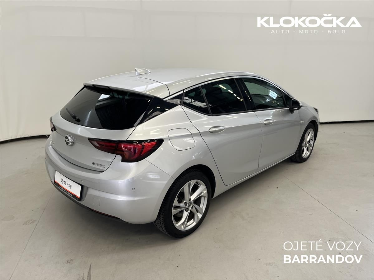 Opel Astra, 1,6 CDTi - fotka 3