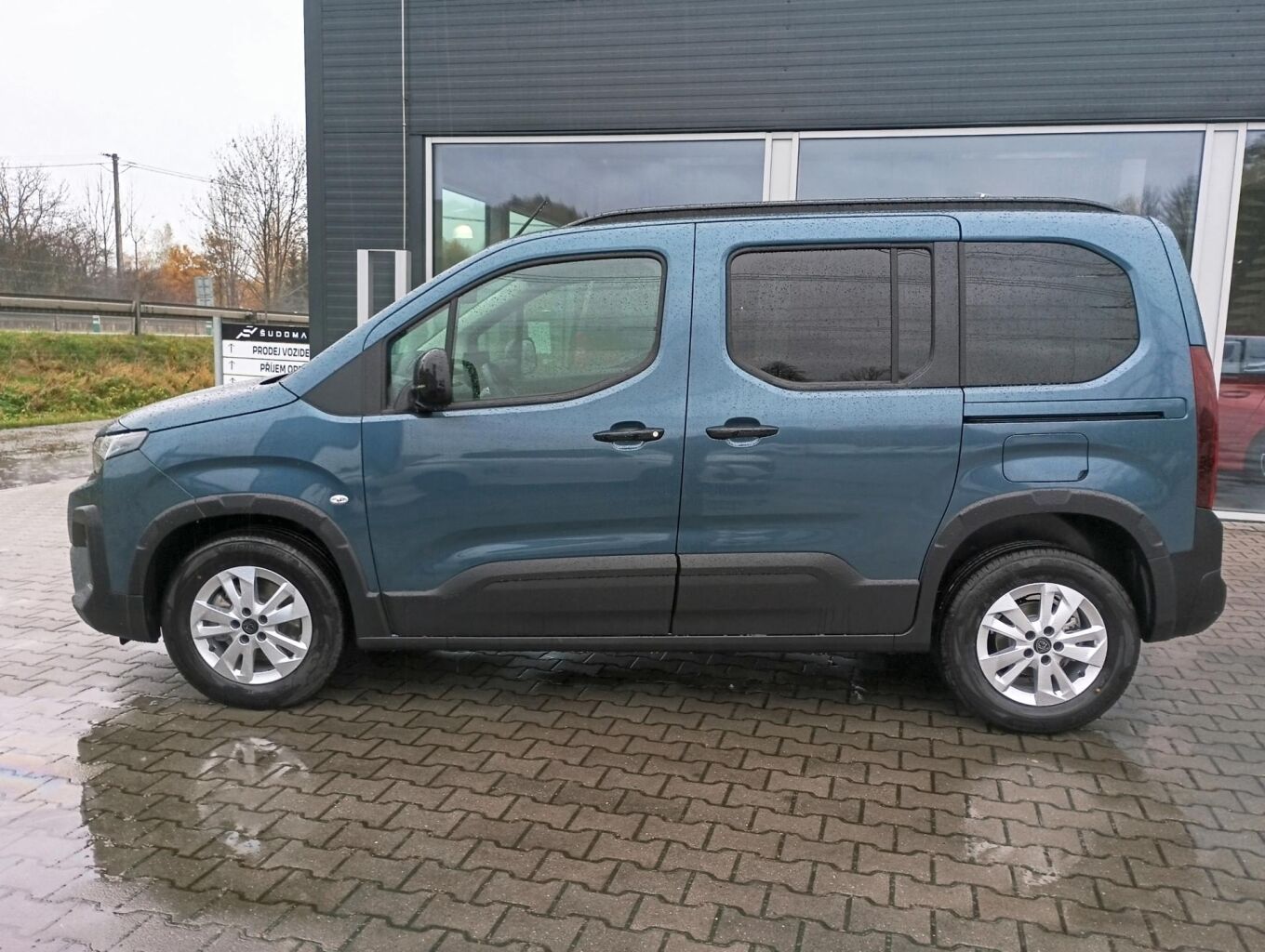 Peugeot Rifter, ALLURE BlueHDi 130 S&S EAT8 N1 - fotka 5