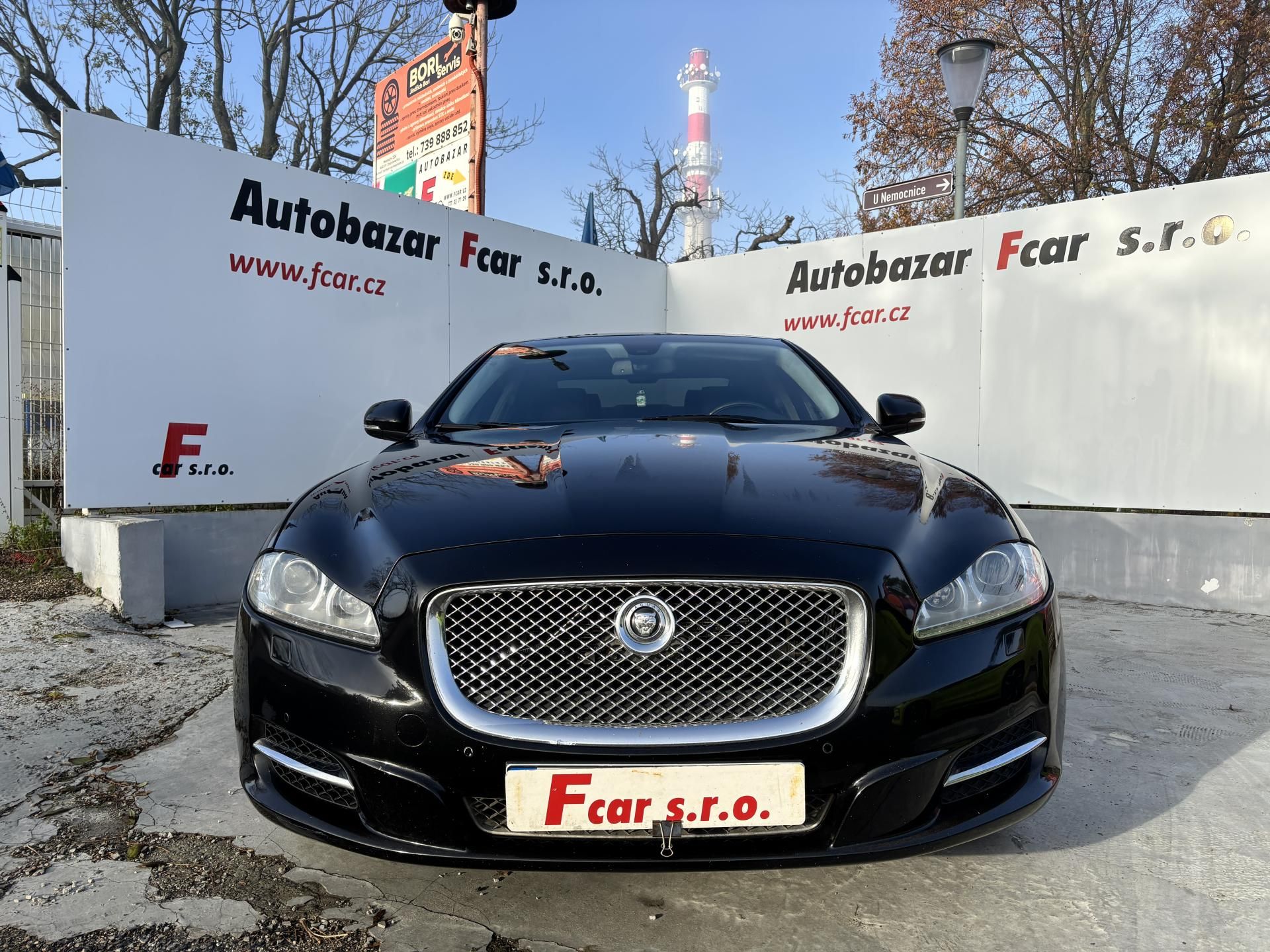 Jaguar XJ, 3.0V6D Alu kola, po GO Motoru! - fotka 2