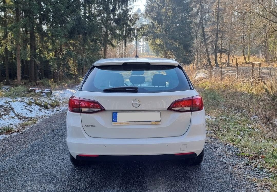 Opel Astra, 1.5 CDTi Sports Tourer, 77 kW - fotka 4