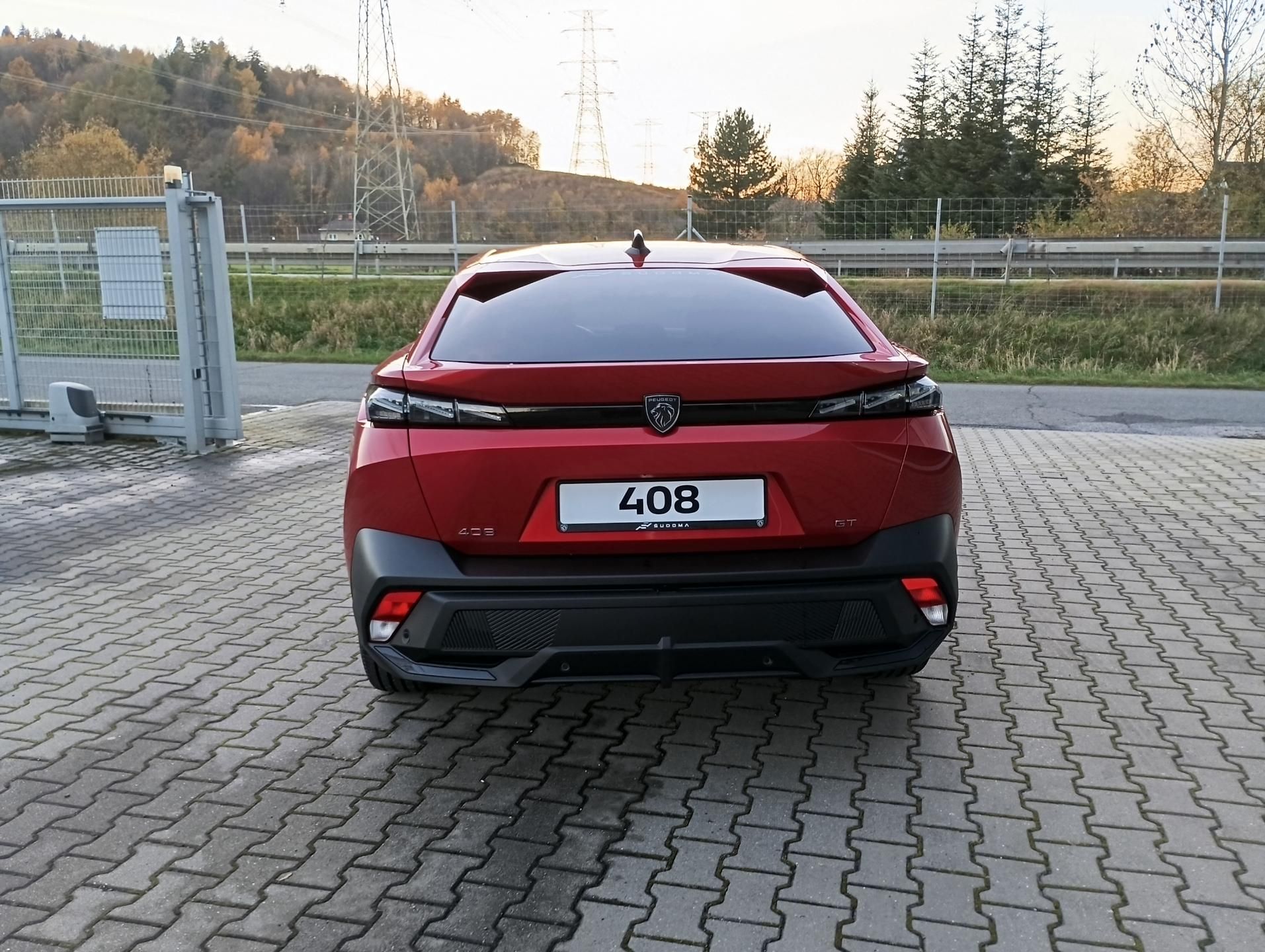 Peugeot 408, GT PureTech 1.2 130k EAT8 - fotka 6