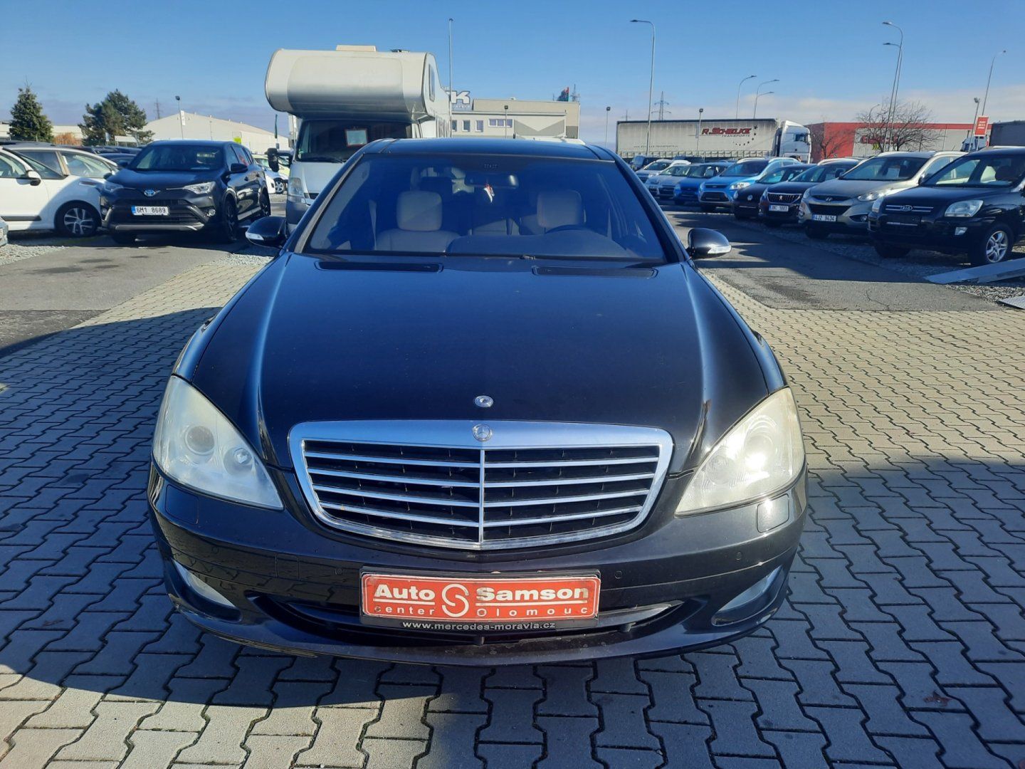 Mercedes-Benz Třídy S, S550 LONG V8 *285kW* - fotka 2