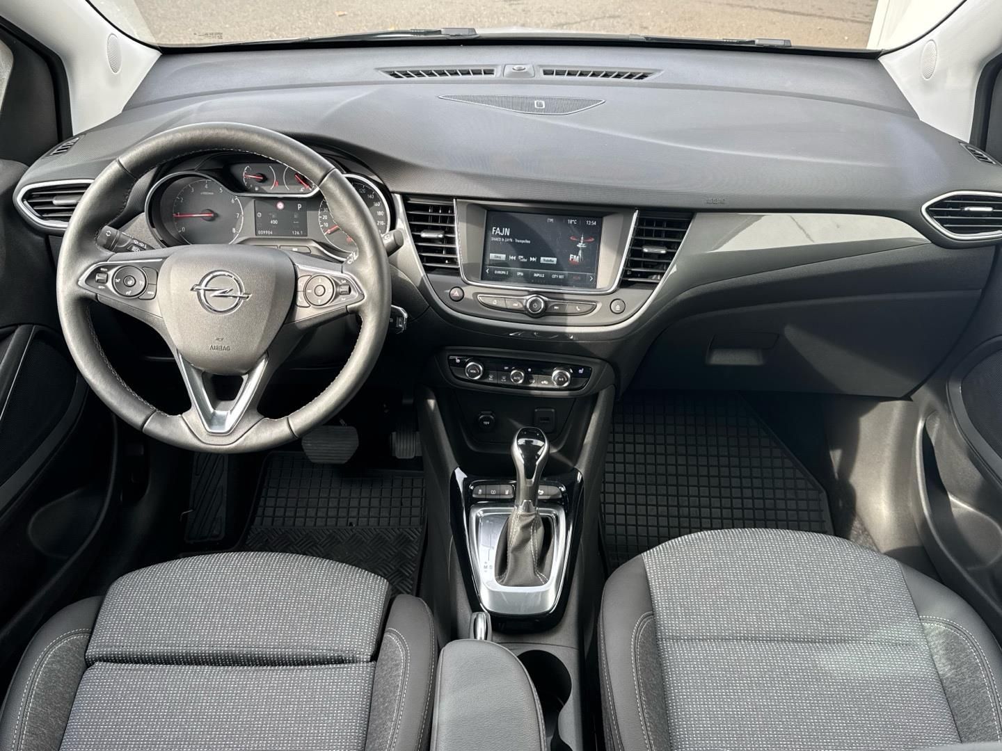 Opel Crossland, 1.2 Turbo 130k Elegance - fotka 4