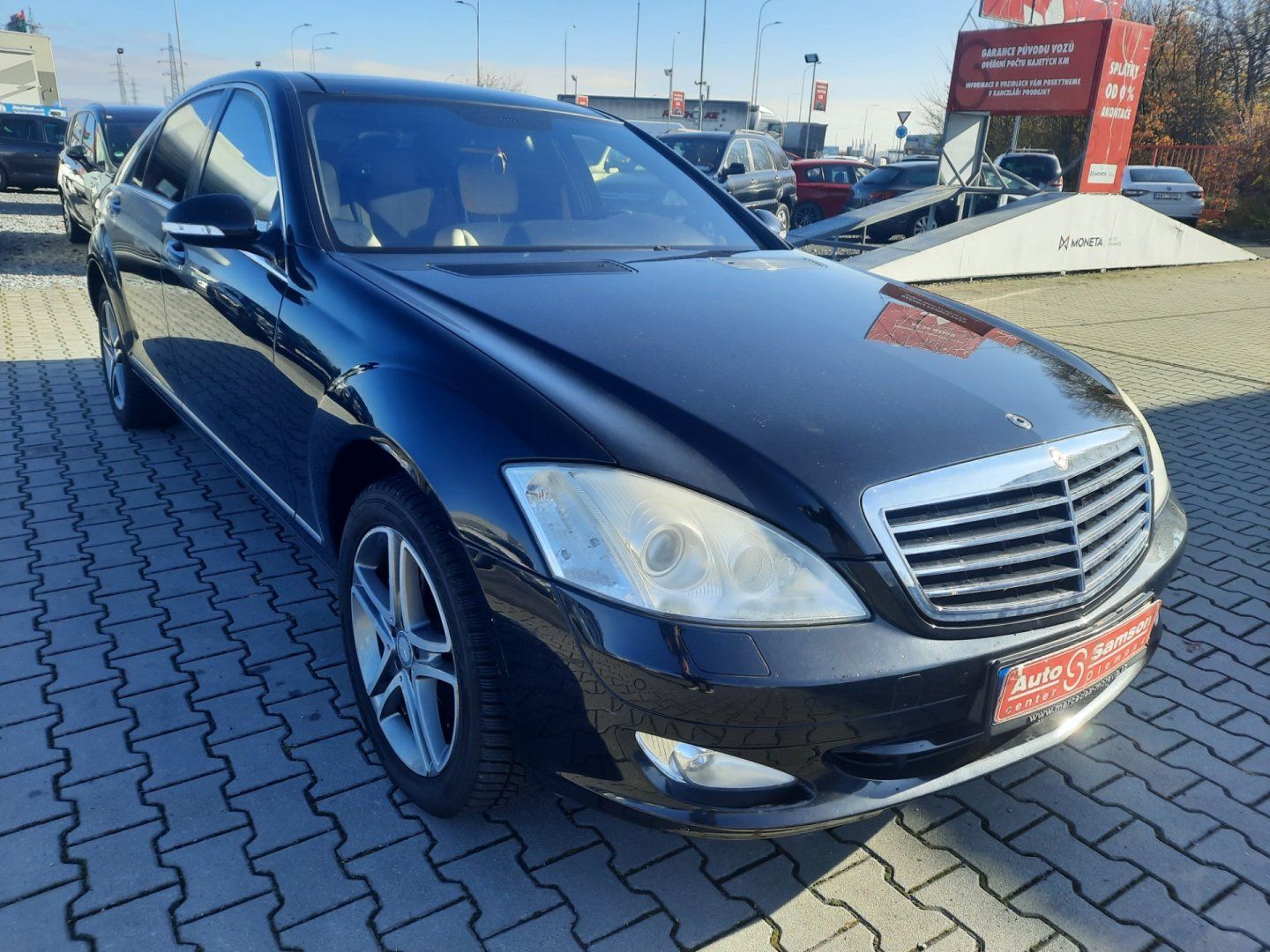Mercedes-Benz Třídy S, S550 LONG V8 *285kW* - fotka 3