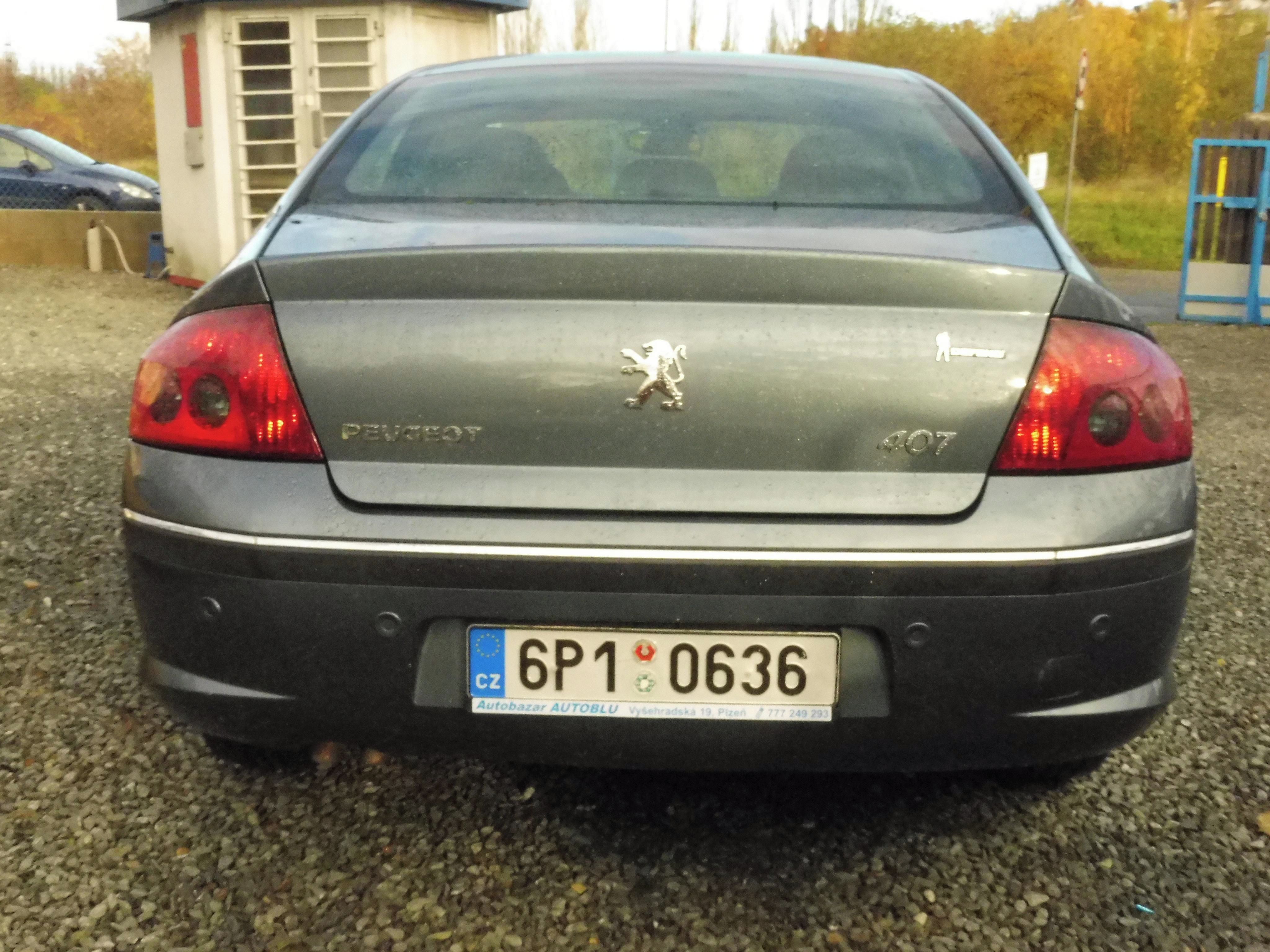 Peugeot 407, 2,2 125  kW - fotka 5