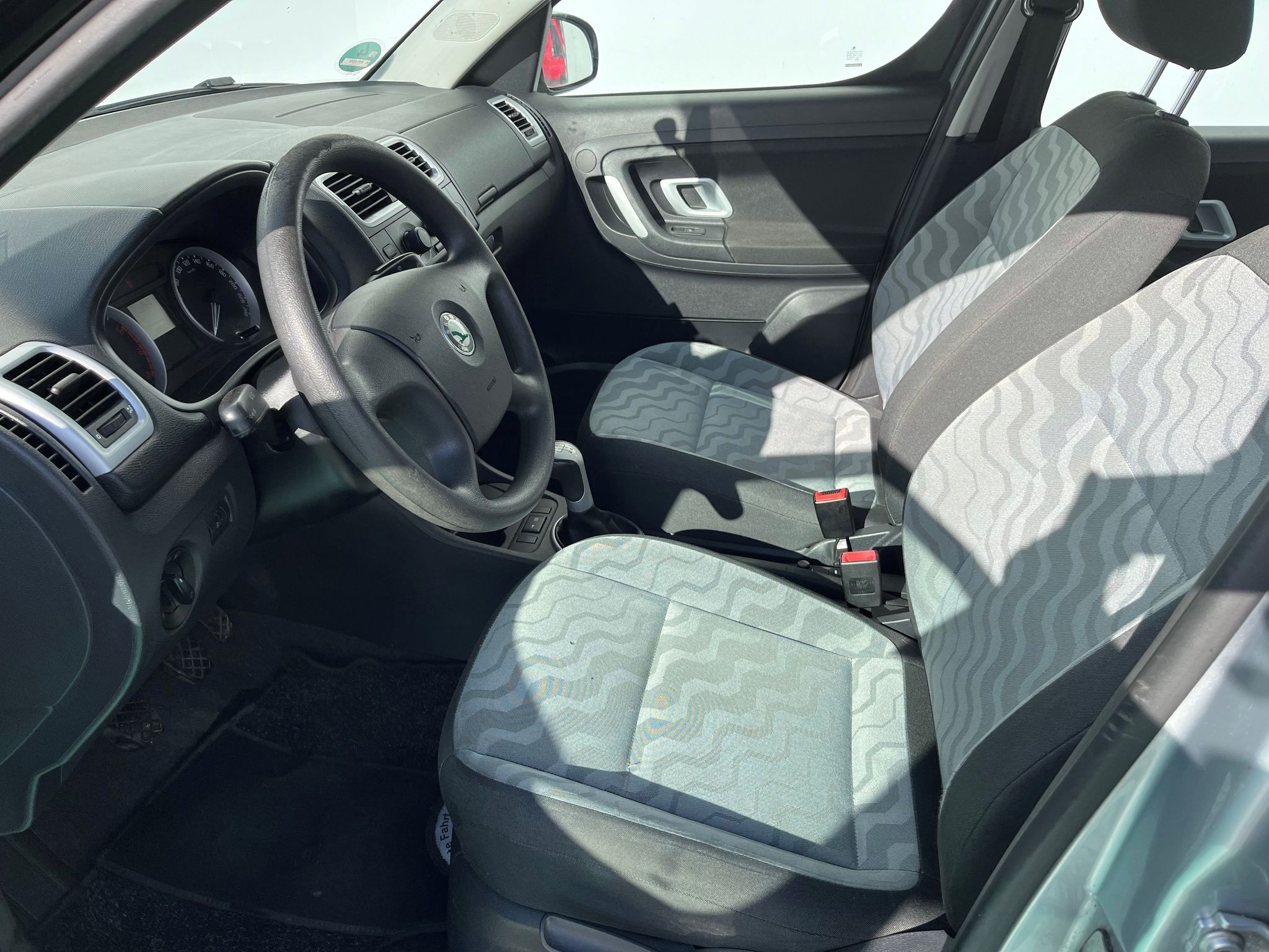 Škoda Roomster, 1.6i Style, Klima - fotka 6