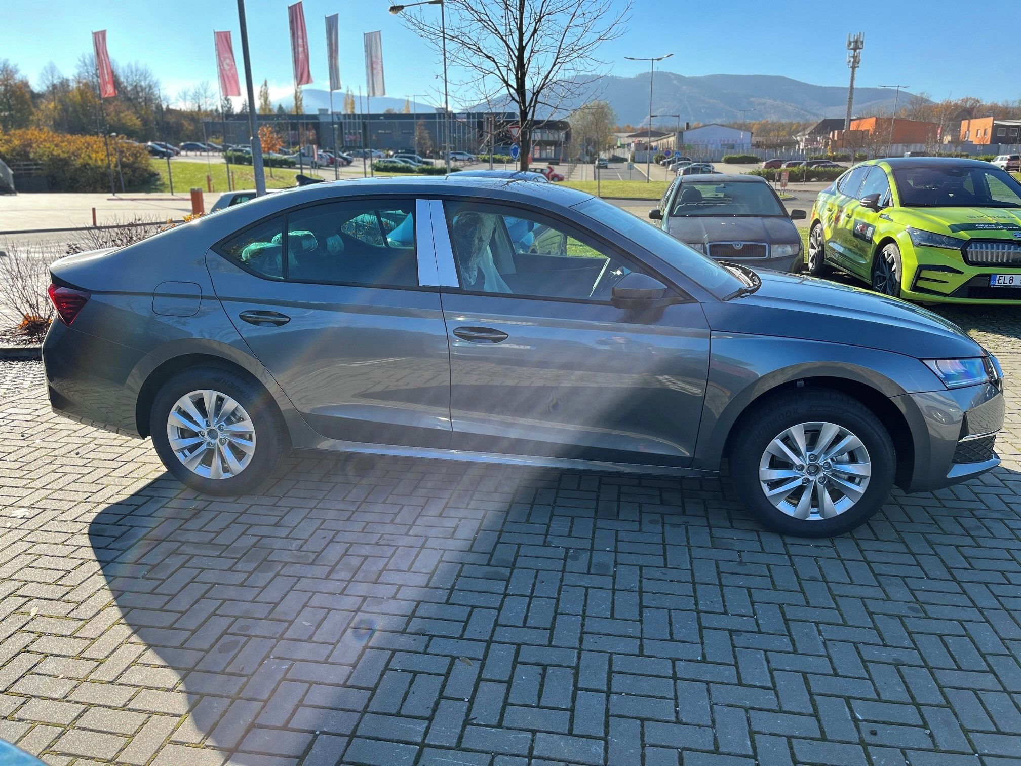 Škoda Octavia, 130 let TDI 110 kW DSG SKLADEM - fotka 4