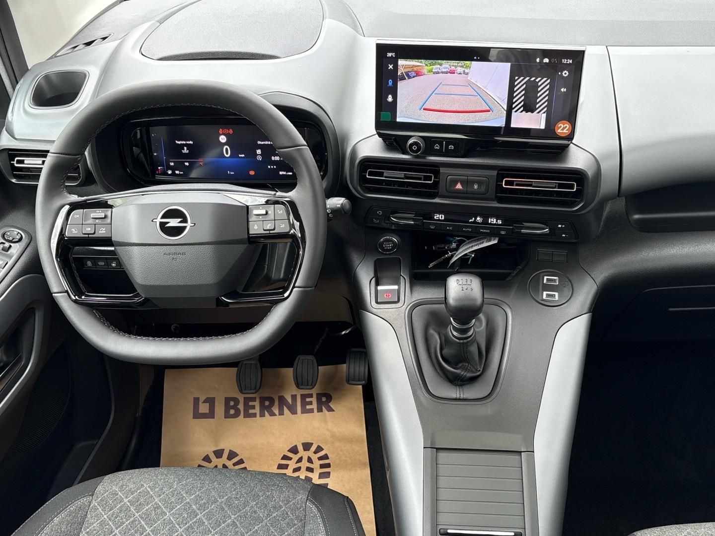 Opel Combo, 1.5 CDTi 130k Elegance Plus - fotka 4