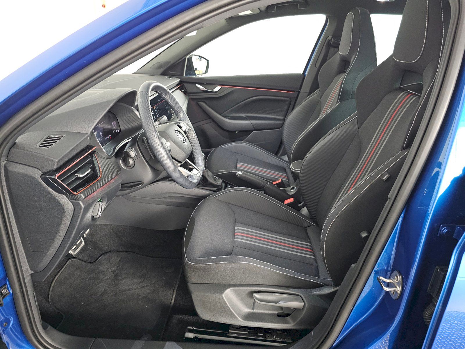 Škoda Scala, 1.0TSI 85kW DSG MONTE CARLO TA - fotka 6